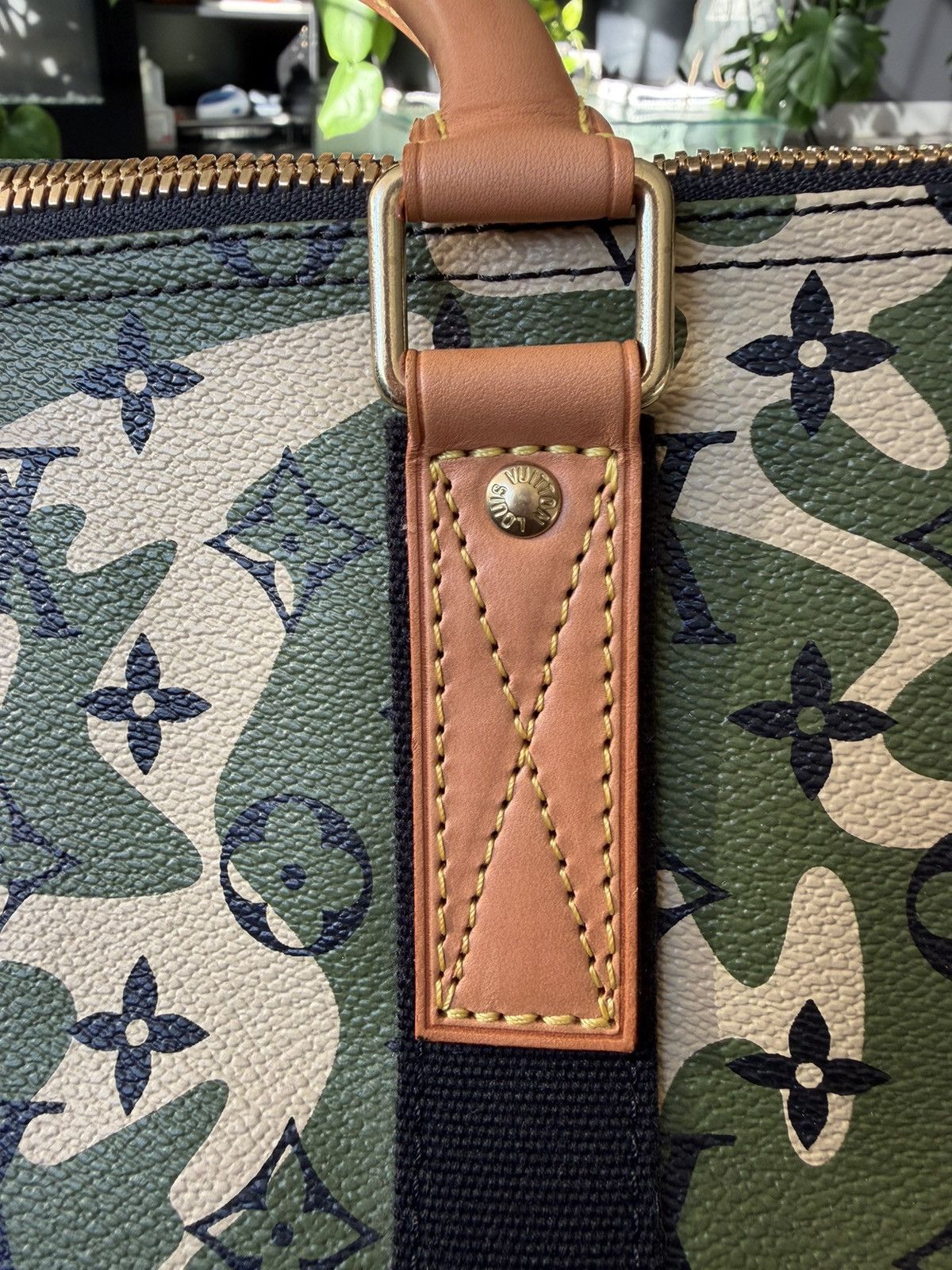 Louis Vuitton × Takashi Murakami Louis Vuitton Camo Murakami Keepall 55 Size ONE SIZE - 6 Thumbnail
