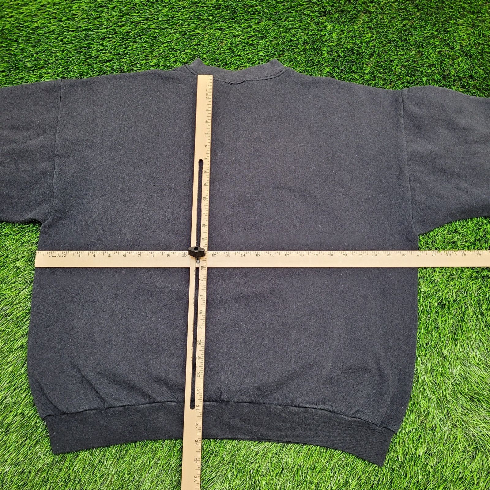 Tultex Vintage Native-American Sweatshirt Womens 2XL 26x26 Boxy Size XXL / US 16-18 / IT 52-54 - 6 Thumbnail