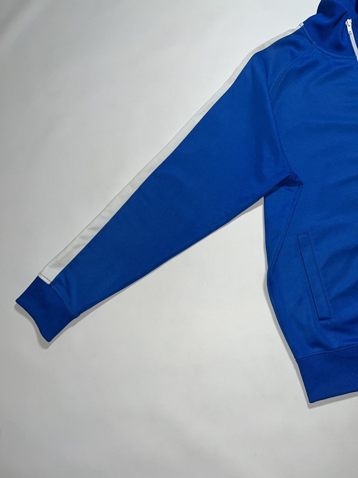 Fred Perry Vintage Fred Perry Blue Zipper/ Tracksuit Top Size L Size US L / EU 52-54 / 3 - 12 Thumbnail