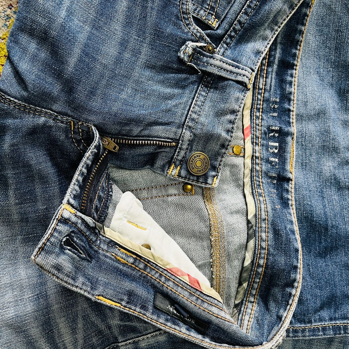 Burberry Vintage Burberry Italy Denim Jeans Size 34" / US 12 / IT 48 - 15 Thumbnail
