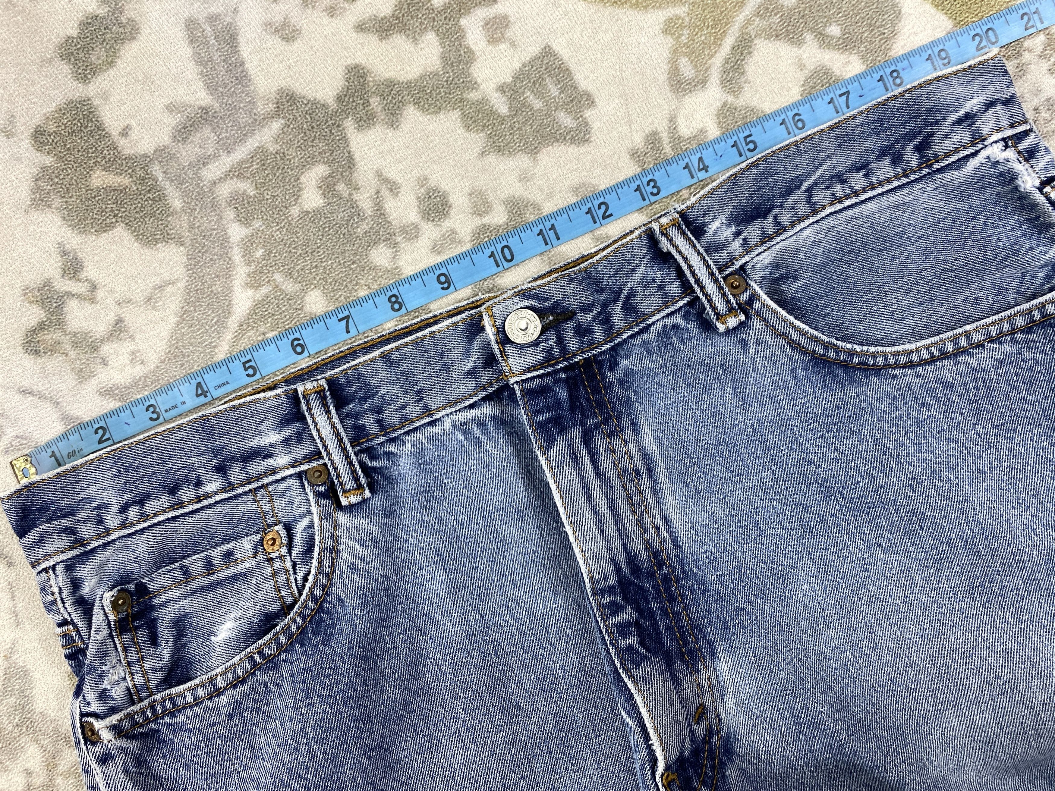Levi's Blue Wash Vintage Levi's 550 Denim 40 x 31 -JN746 Size US 40 / EU 56 - 5 Thumbnail