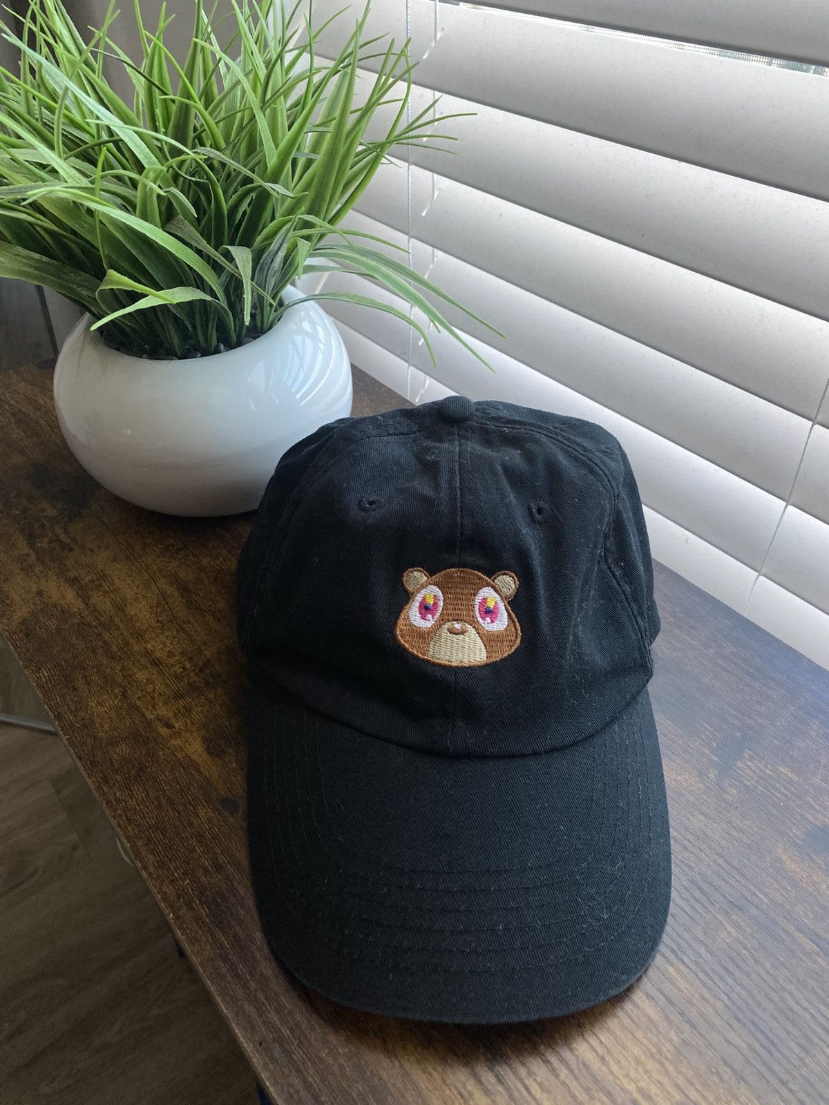 Other Kanye West Graduation Bear Hat Size ONE SIZE - 1 Thumbnail