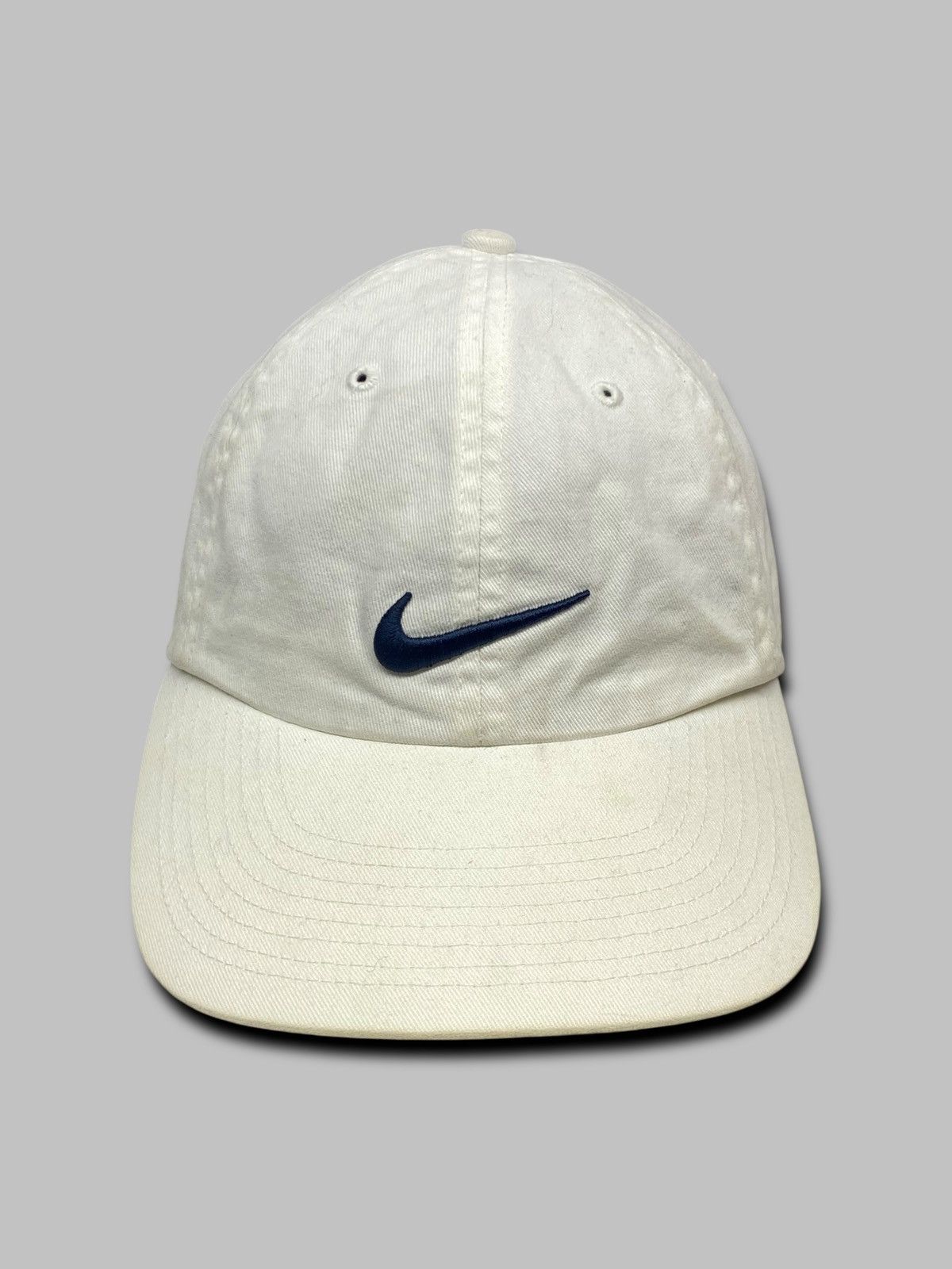 Nike Nike Cap Vintage Swoosh White 90s Size ONE SIZE - 1 Thumbnail
