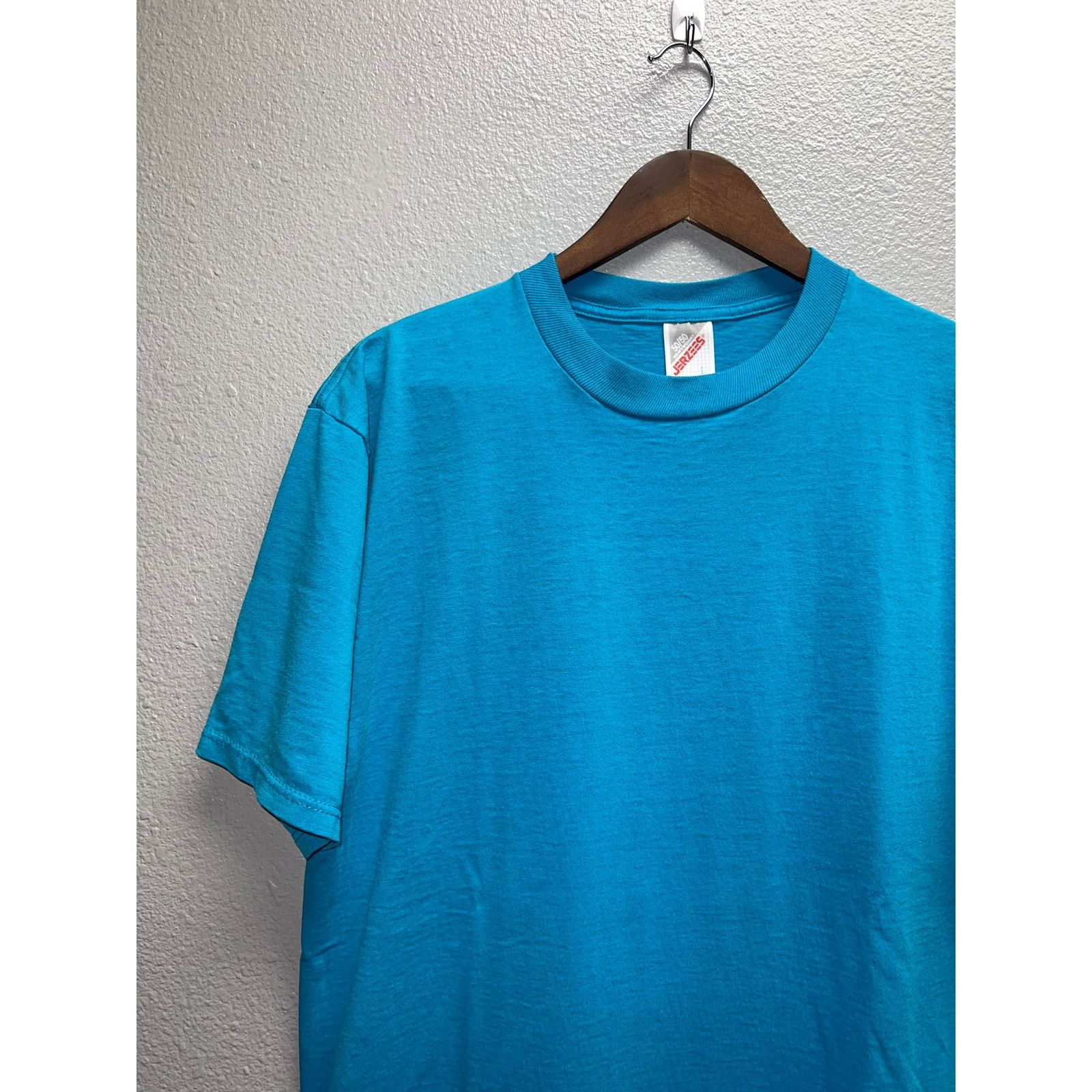 Vintage Vintage Blue Blank Shirt Jerzees USA Made 50/50 Tee 90s L Size US L / EU 52-54 / 3 - 3 Thumbnail