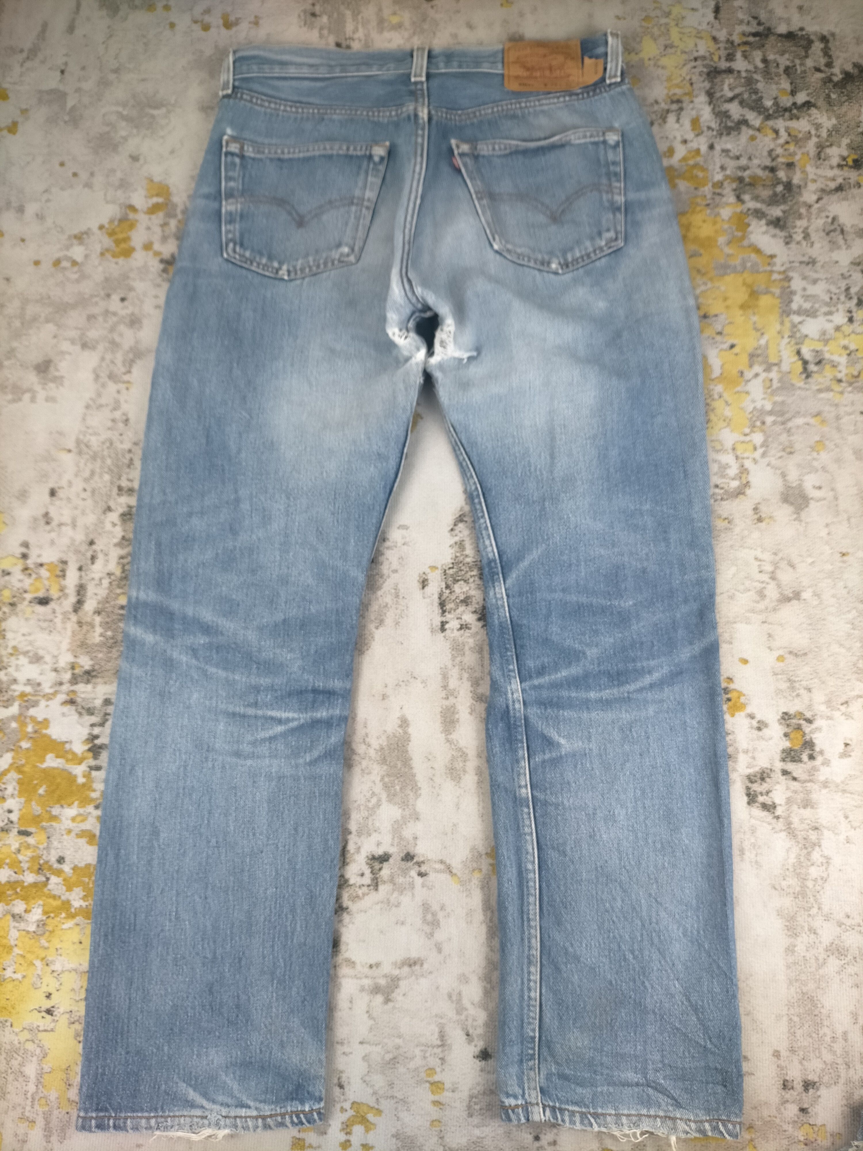 Levi's 🔥90s Levis 501 Button 524 Washed Distressed Jeans Size US 32 / EU 48 - 4 Thumbnail