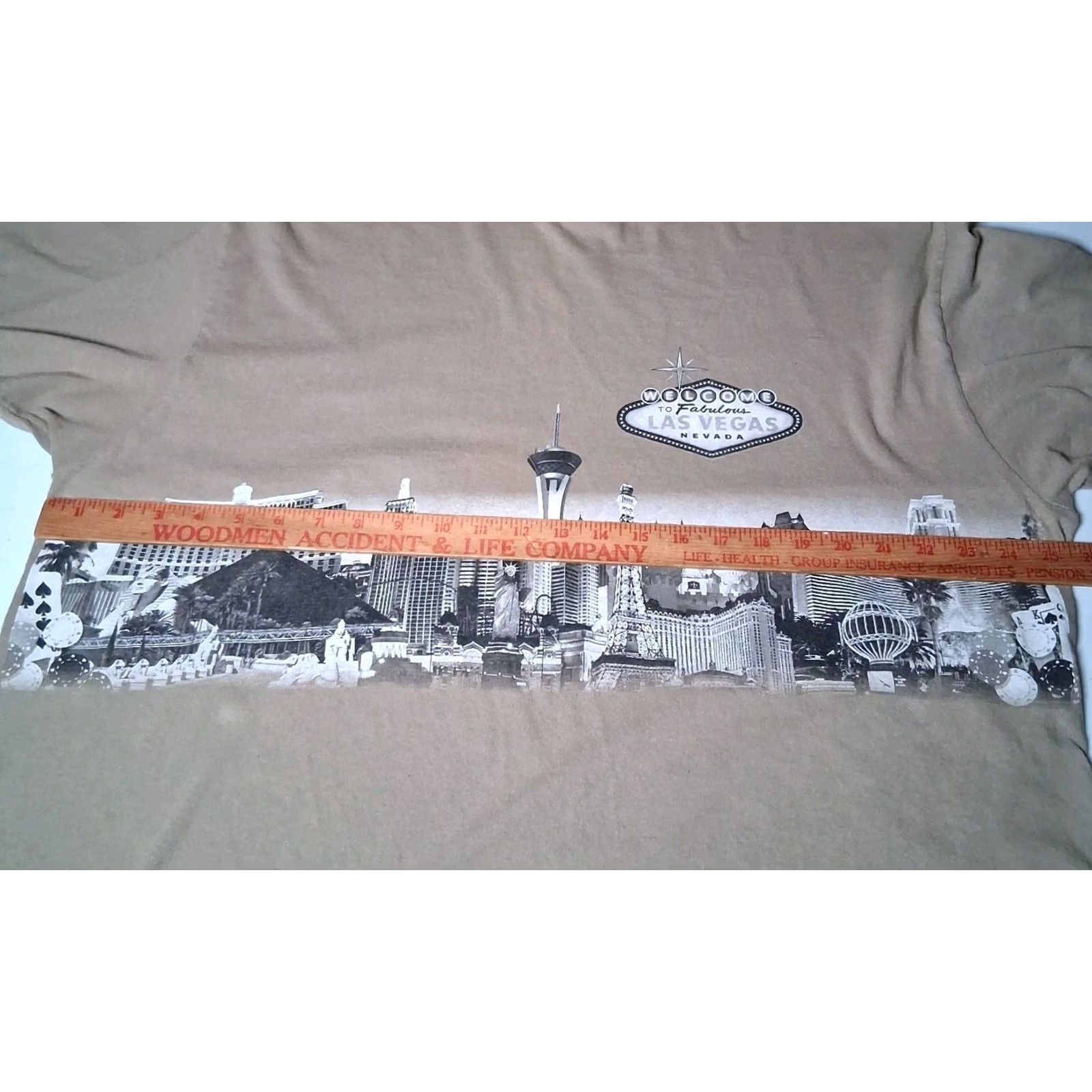 Delta Las Vegas Nevada Shirt Men 2XL Tan Beige Wrap Around Graphic Casino The Strip Skyline 90s Travel Las Vegas Mens T-Shirt Size US XXL / EU 58 / 5 - 5 Thumbnail