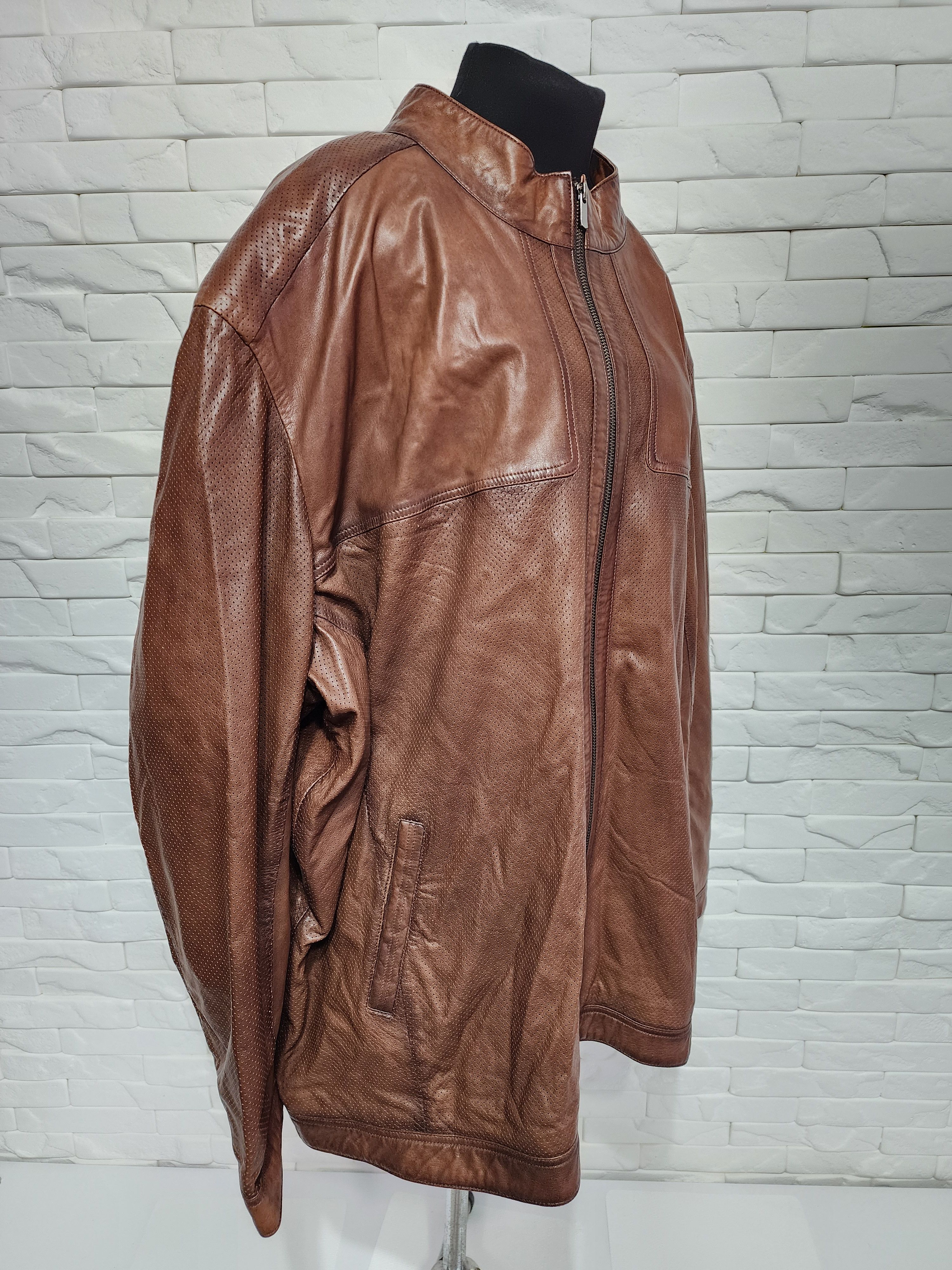 Other Men's sports leather jacket in brown. Size US XXL / EU 58 / 5 - 3 Thumbnail