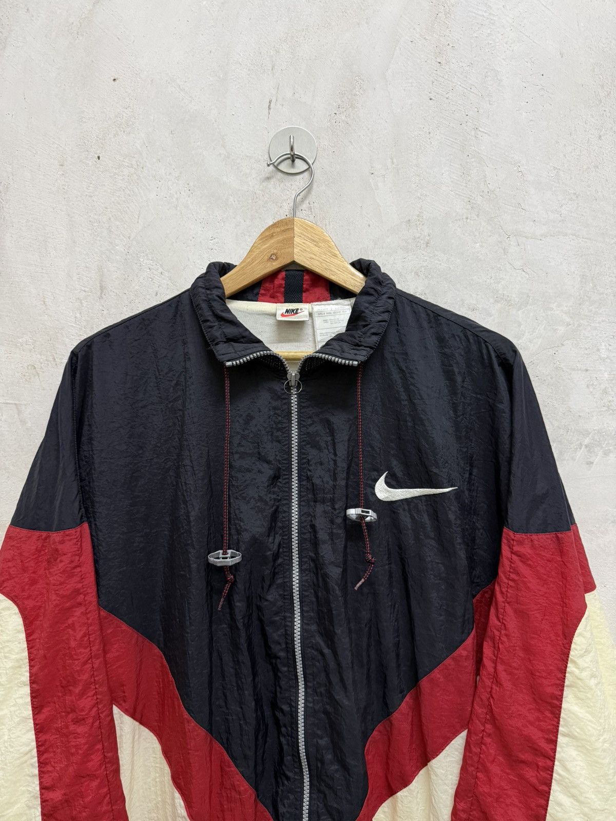 Nike Vintage 90’s Nike Distressed Windbreaker Jacket Size US XXL / EU 58 / 5 - 2 Thumbnail