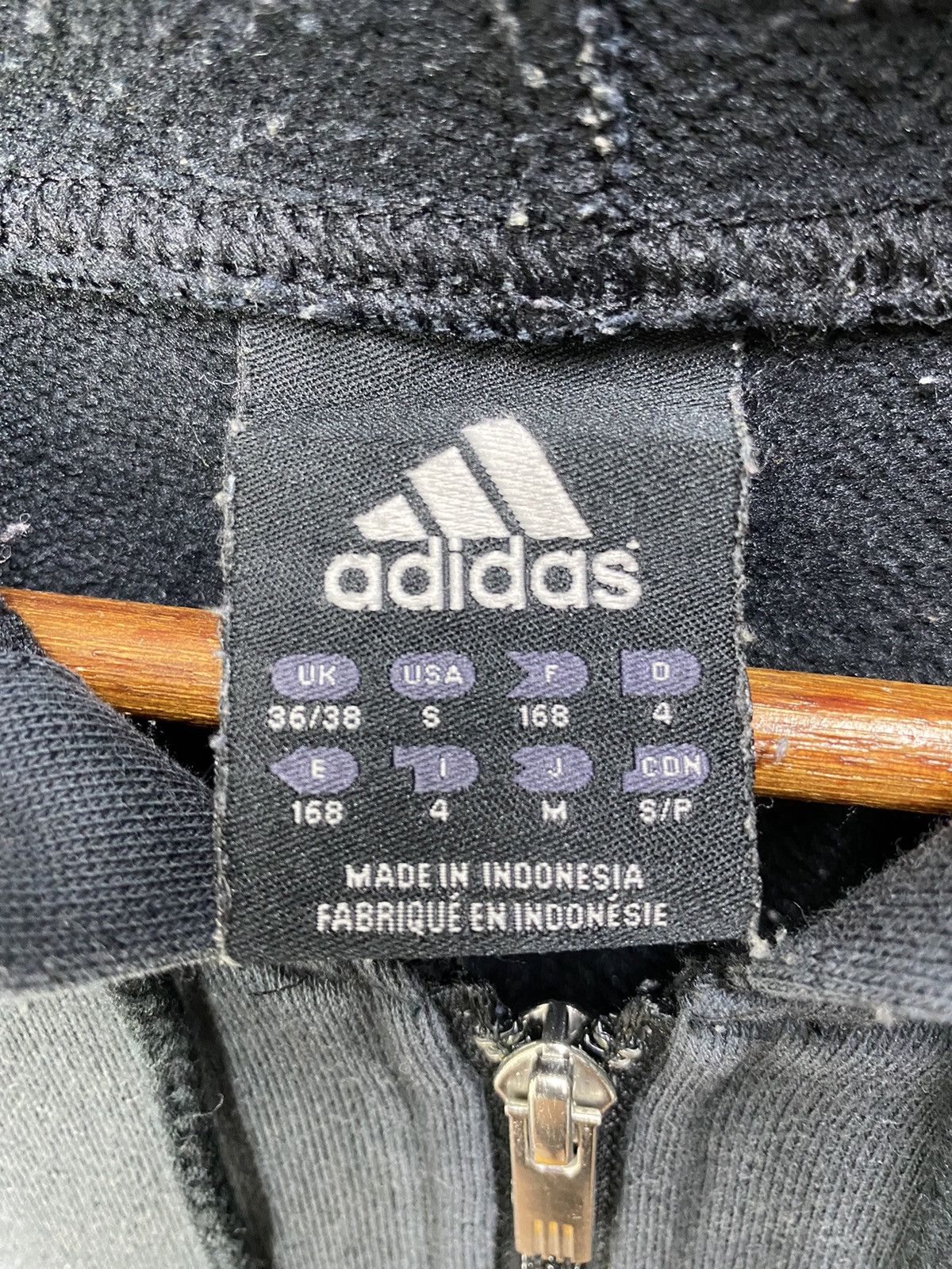 Adidas Vintage Adidas 3 Stripes Hoodie Sweater Fullzip Size S Size US S / EU 44-46 / 1 - 8 Thumbnail