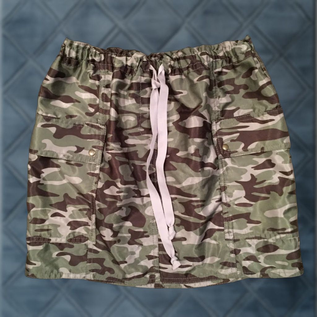 Express Express Skirt Small Short Cargo Green Camouflage Unlined Drawstring Women S Regular Short Cargo Skirt Camouflage Green Express - Size 28" / US 6 / IT 42 - 1 Thumbnail