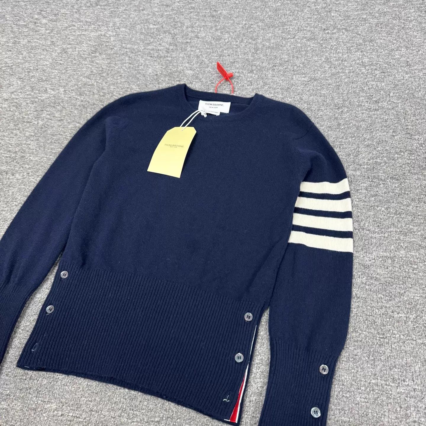 Thom Browne Thom Browne 4-Bar Cashmere Sweater 42 NWT Size M / US 6-8 / IT 42-44 - 3 Thumbnail