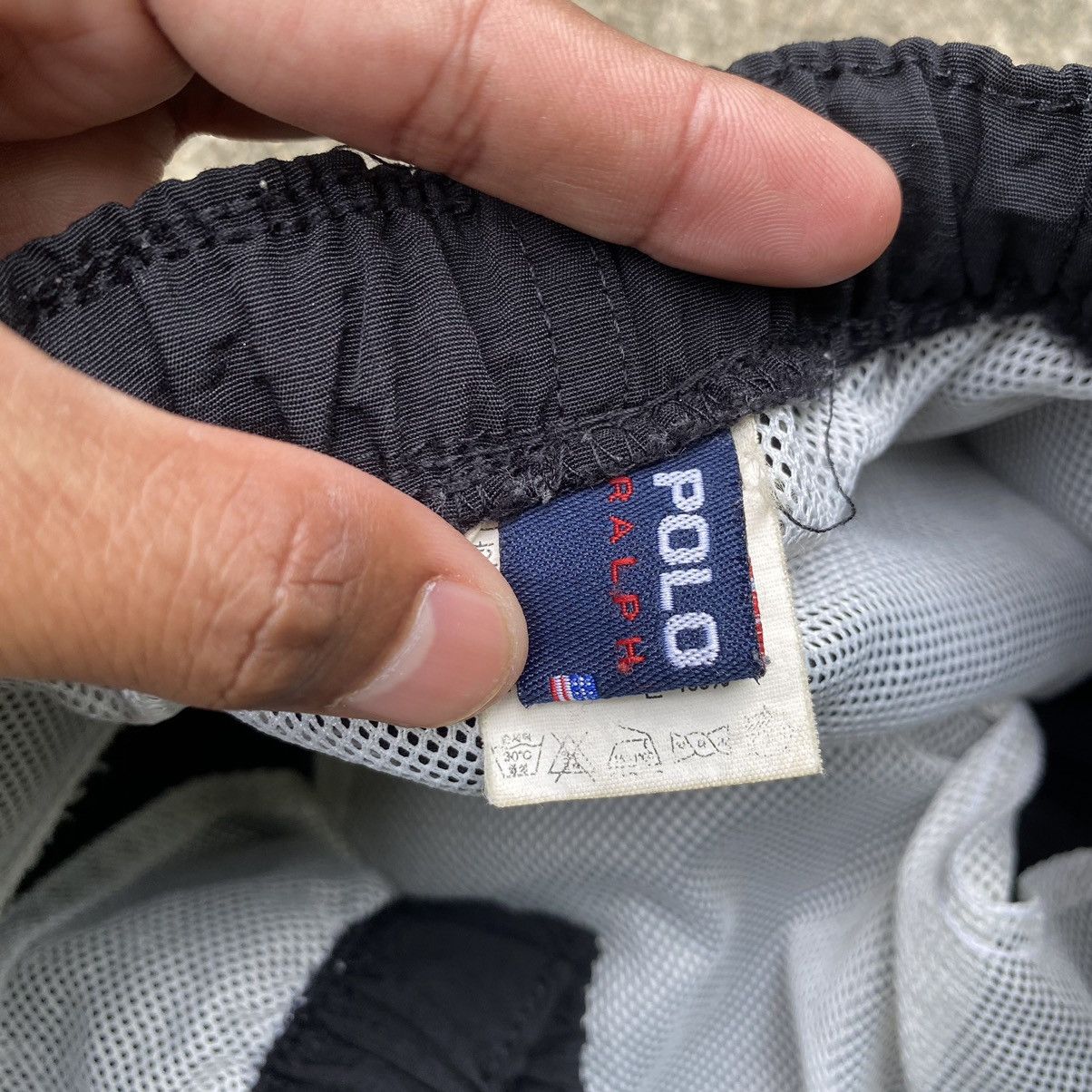 Polo Ralph Lauren × Vintage Vintage Polo Sport Ralph Lauren Short Pants Spellout Polo Size US 26 / EU 42 - 13 Thumbnail