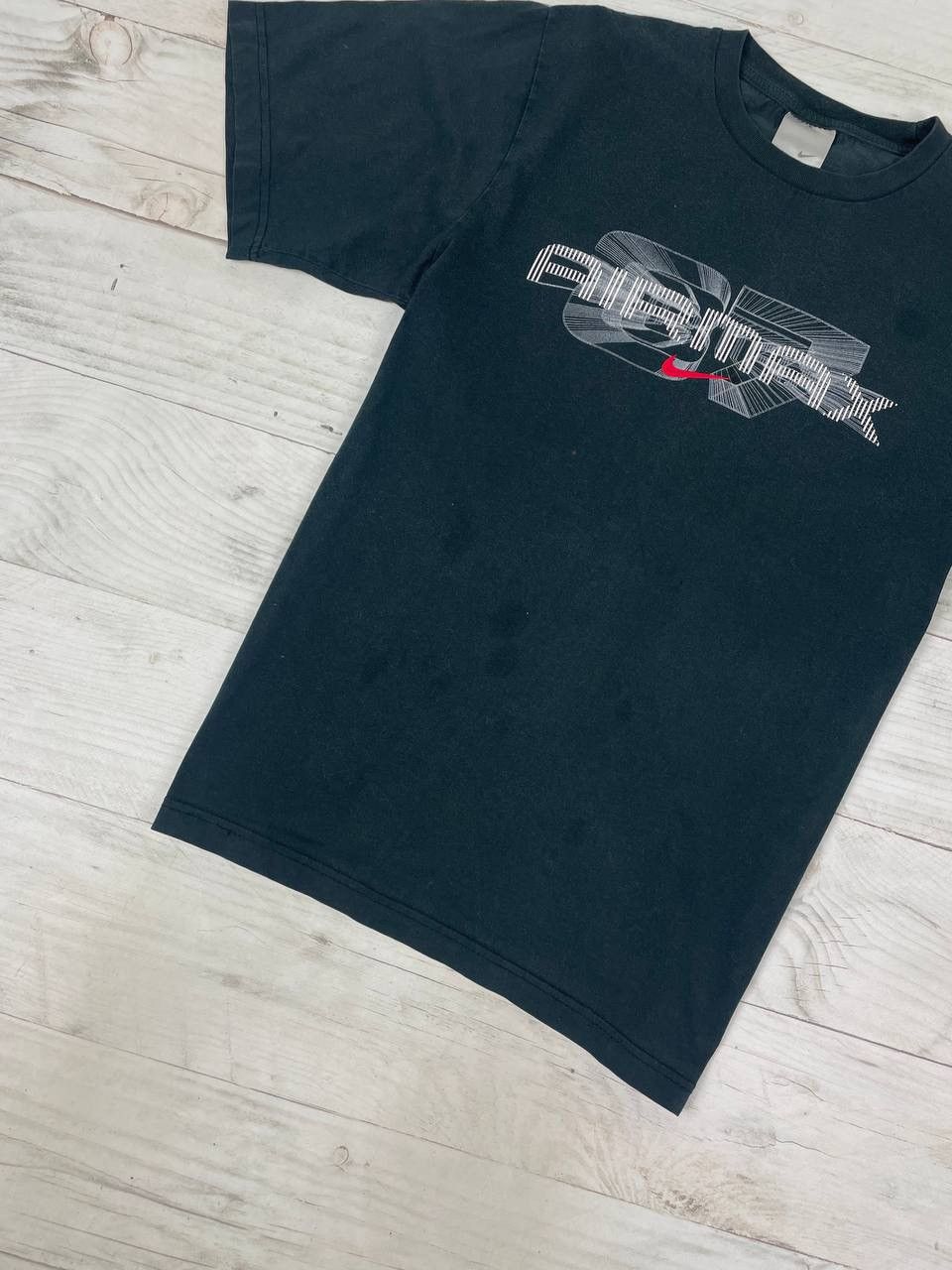 Nike Vintage Nike Air Max T-Shirt Big Logo Swoosh 00s Y2K Size US M / EU 48-50 / 2 - 3 Thumbnail