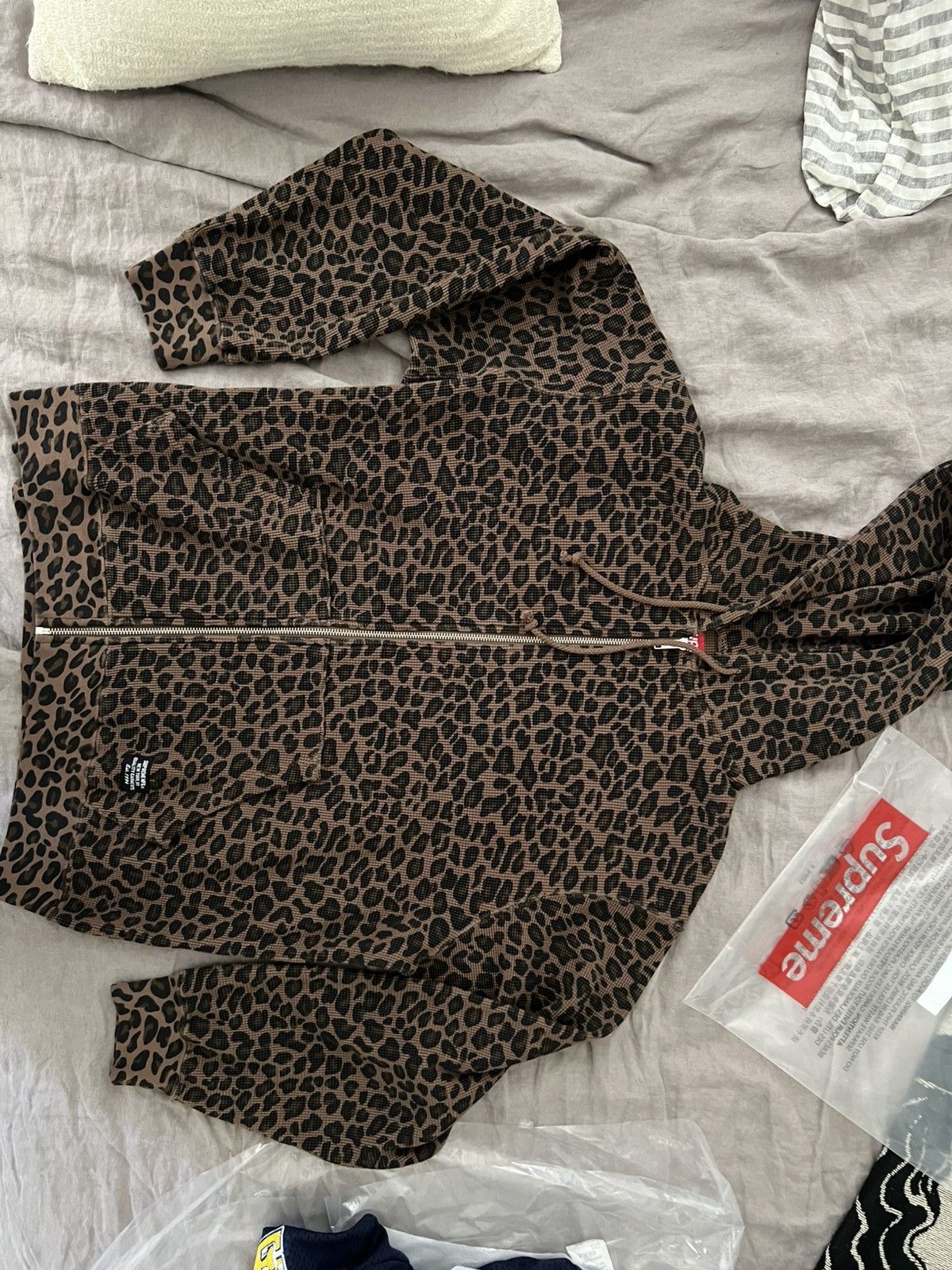 Supreme Size Medium Supreme Leopard Zip Up Hooded Thermal Size US M / EU 48-50 / 2 - 3 Thumbnail