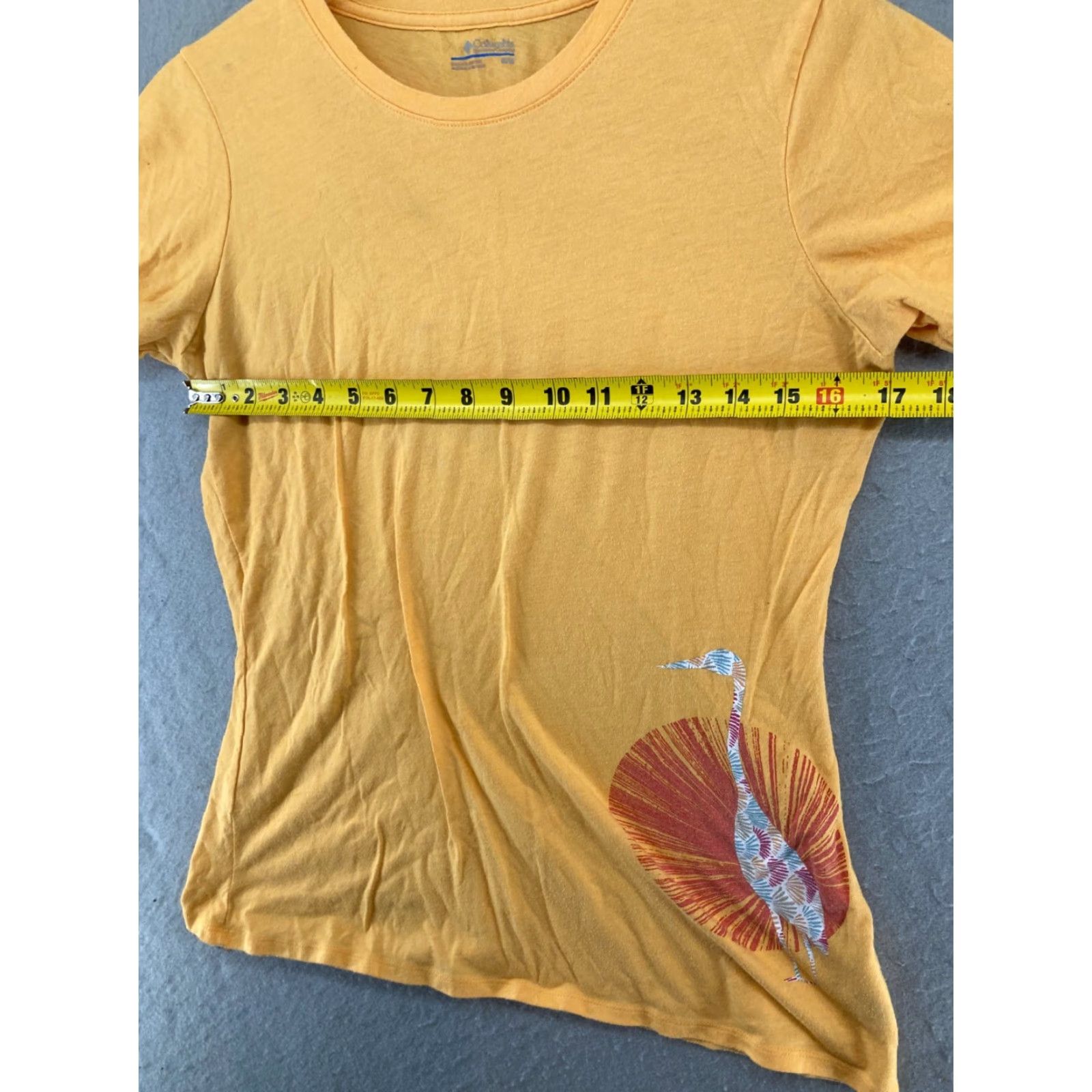 Vintage Columbia T Shirt Womens M Shirt Adult M Yellow Women's Columbia Cotton Crew Neck Short Sleeve T-Shirt Size M / US 6-8 / IT 42-44 - 2 Thumbnail