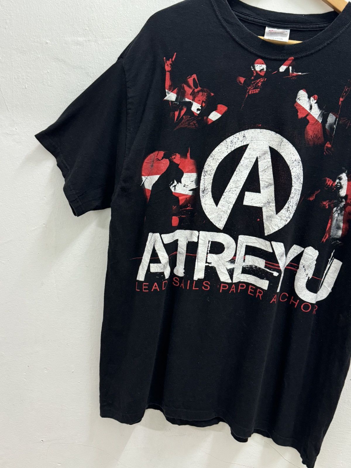 Band Tees VINTAGE ATREYU TOUR 2008 TASTE OF CHAOS TEE Size US XL / EU 56 / 4 - 3 Thumbnail
