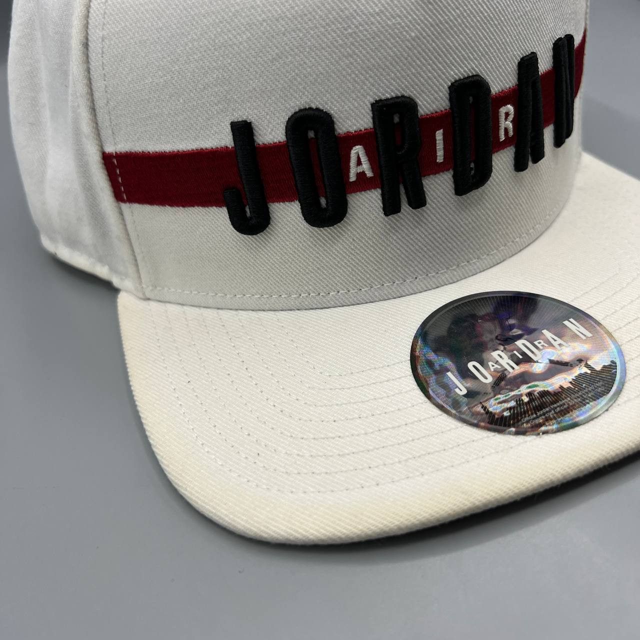 Jordan Brand Air Jordan Hat Men White Embroidered Jumpman Snap Back Cap Size ONE SIZE - 3 Thumbnail