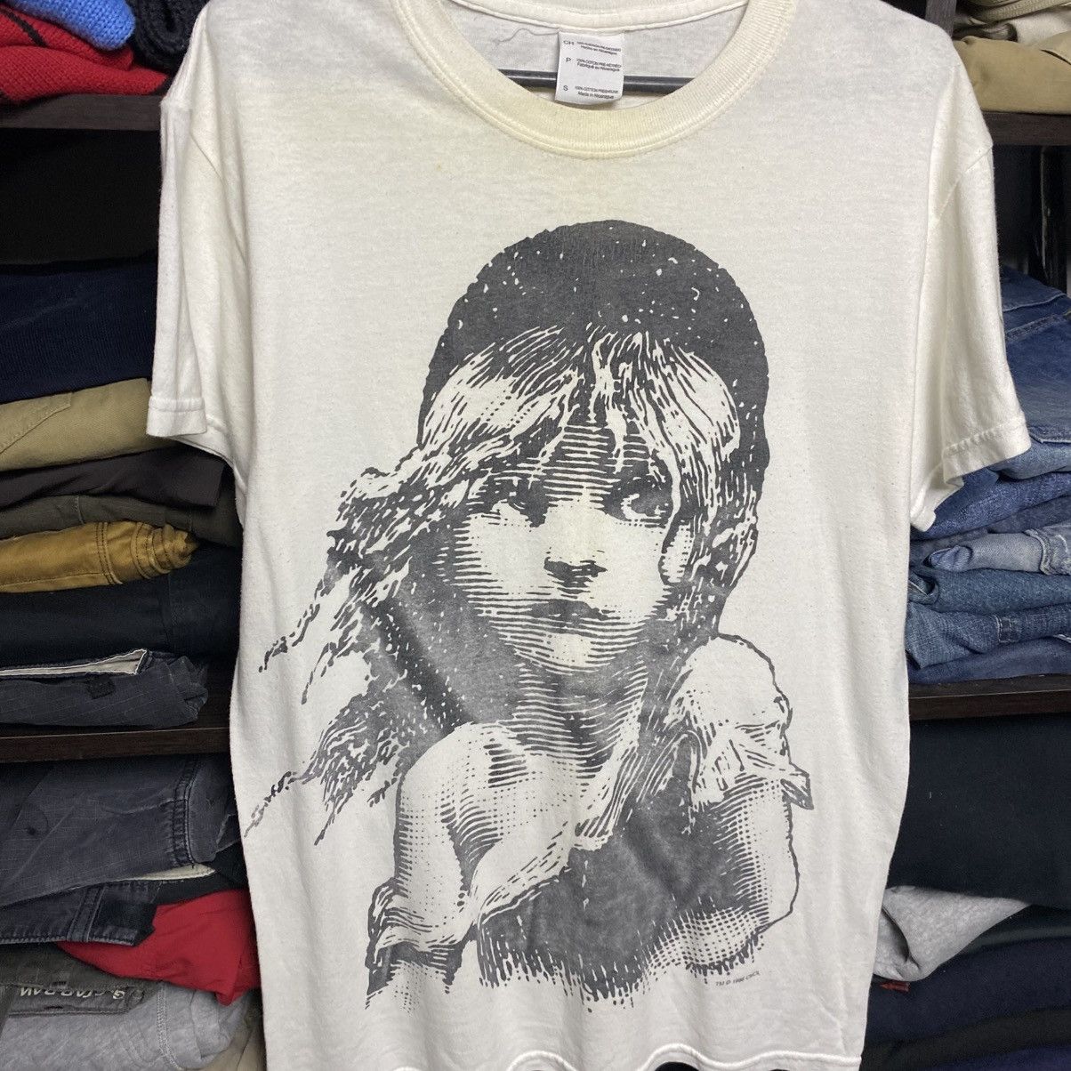 Band Tees Vintage Les Miserables London 1986 Cartoon Rare tee size S Size US S / EU 44-46 / 1 - 2 Thumbnail