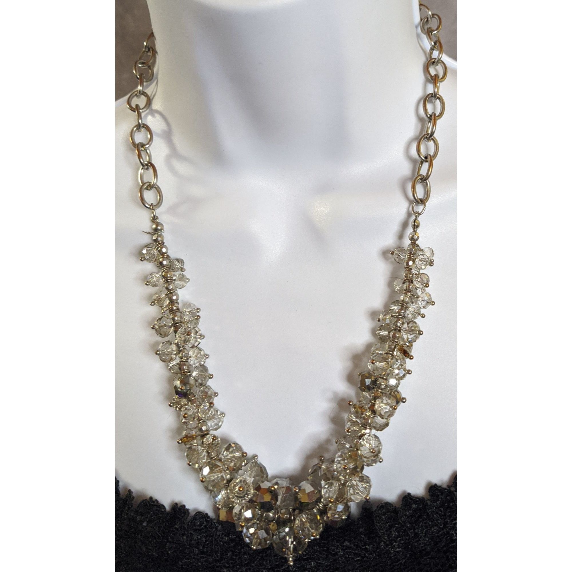 Vera Wang Elegant Glam Simply Vera Vera Wang Crystal Bead Cluster Neck Size ONE SIZE - 5 Thumbnail