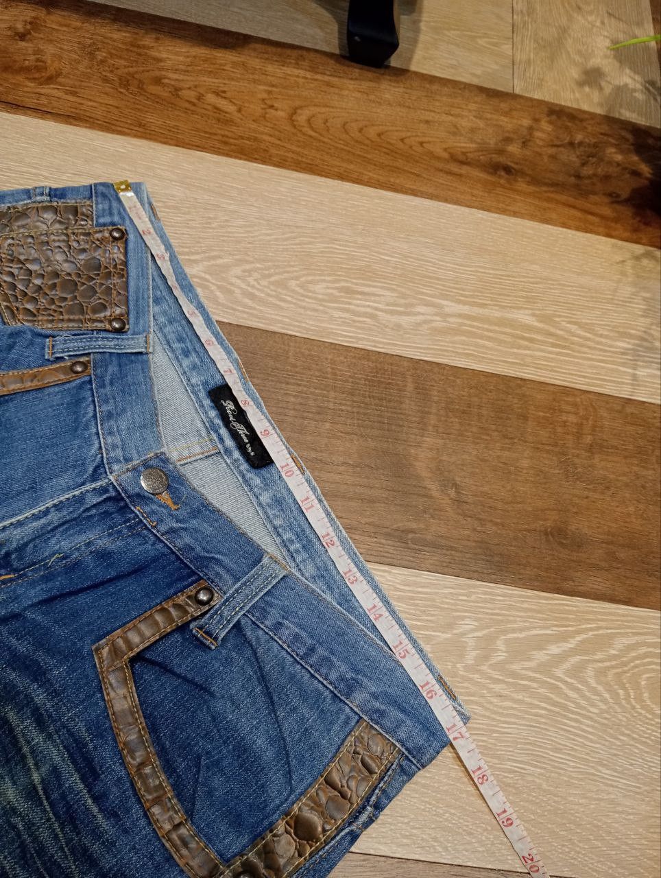 Japanese Brand ROOT THREE JAPAN BLUE WASHED FLARED DENIM JEANS Size US 34 / EU 50 - 14 Thumbnail