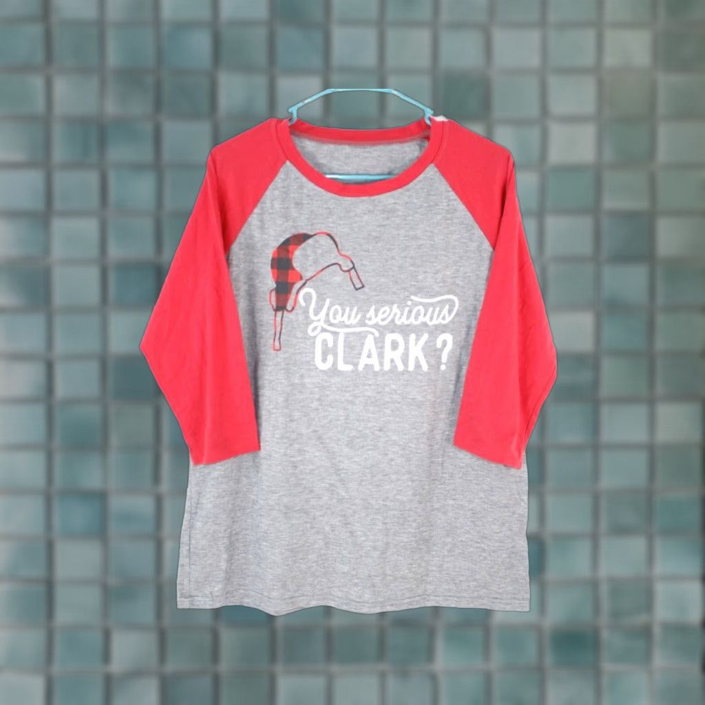 Clarks You Serious Clark Graphic Print T-Shirt Gray Adult XL Casual Shirt Mens Regular Fit Size US XL / EU 56 / 4 - 1 Thumbnail