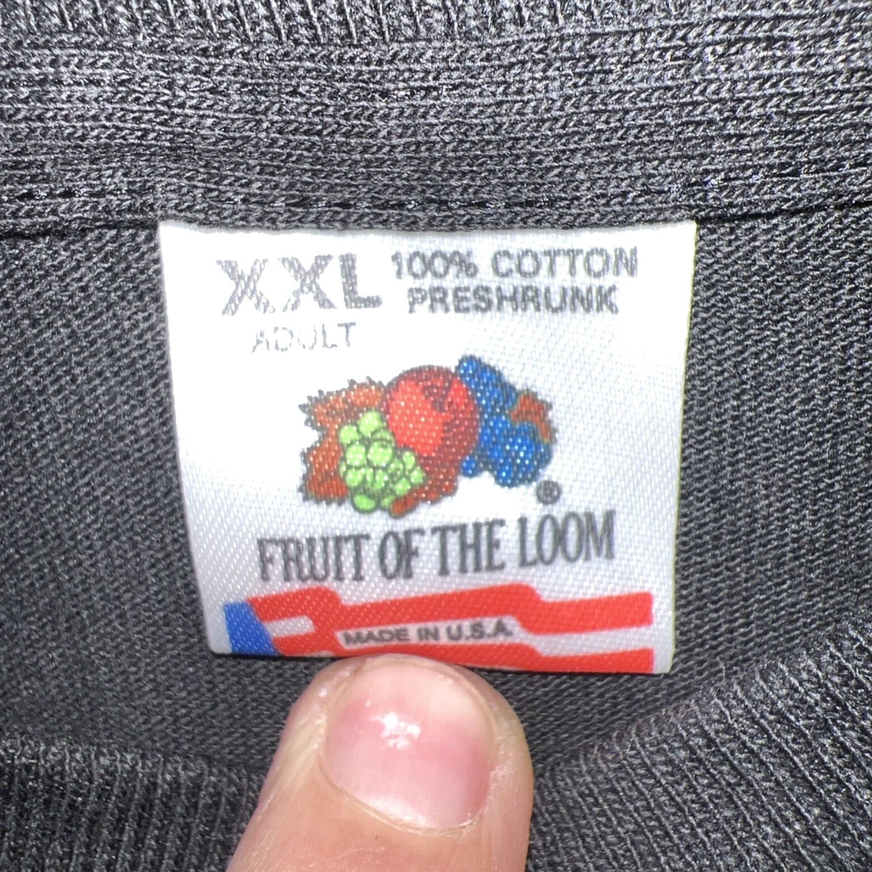 Fruit Of The Loom VINTAGE Fruit Of The Loom Wisconsin USA Stitch T-Shirt Mens 2XL Black Short Sleeve Shirt Adult Mens Size US XXL / EU 58 / 5 - 5 Thumbnail