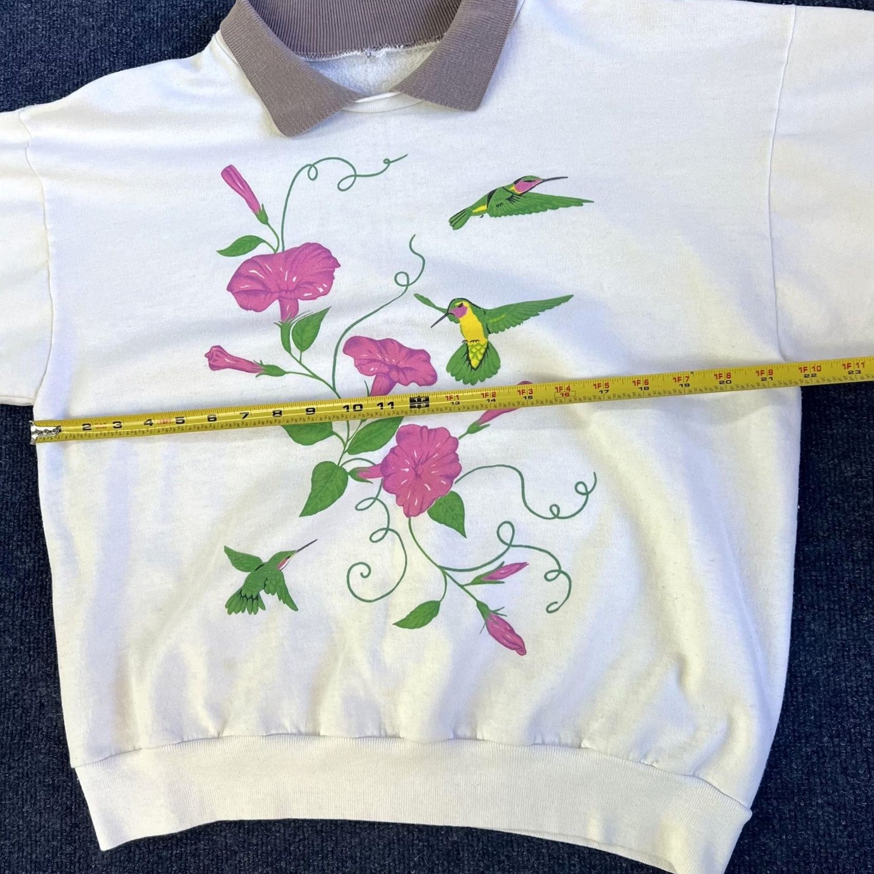 Vintage VINTAGE Hummingbird Floral Sweatshirt Womens Medium White Collared Pullover Graphic Size L / US 10 / IT 46 - 4 Thumbnail
