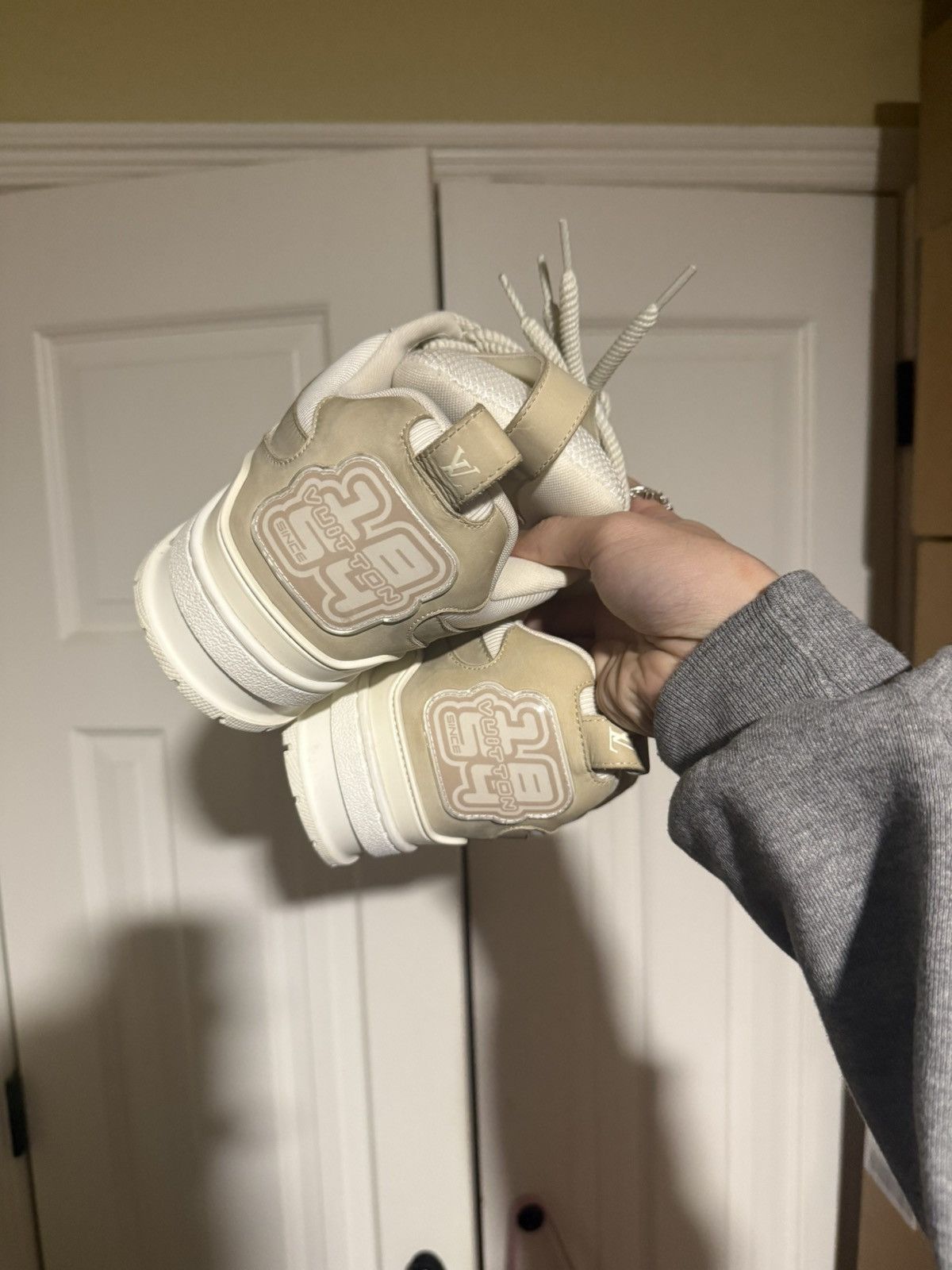 Louis Vuitton Louis Vuitton Cream Skate Trainer Sneaker Size US 11 / EU 44 - 3 Thumbnail