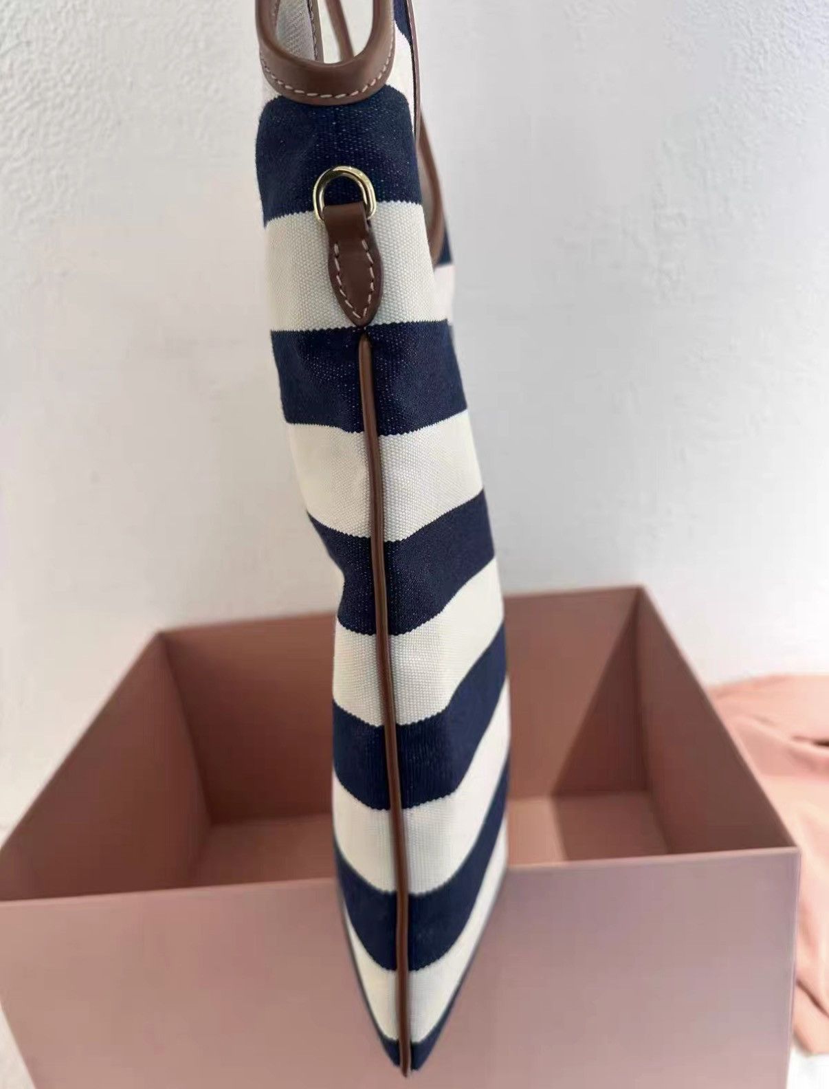 Miu Miu Miu Miu Ivy Tote, navy striped canvas J38 Size ONE SIZE - 5 Thumbnail
