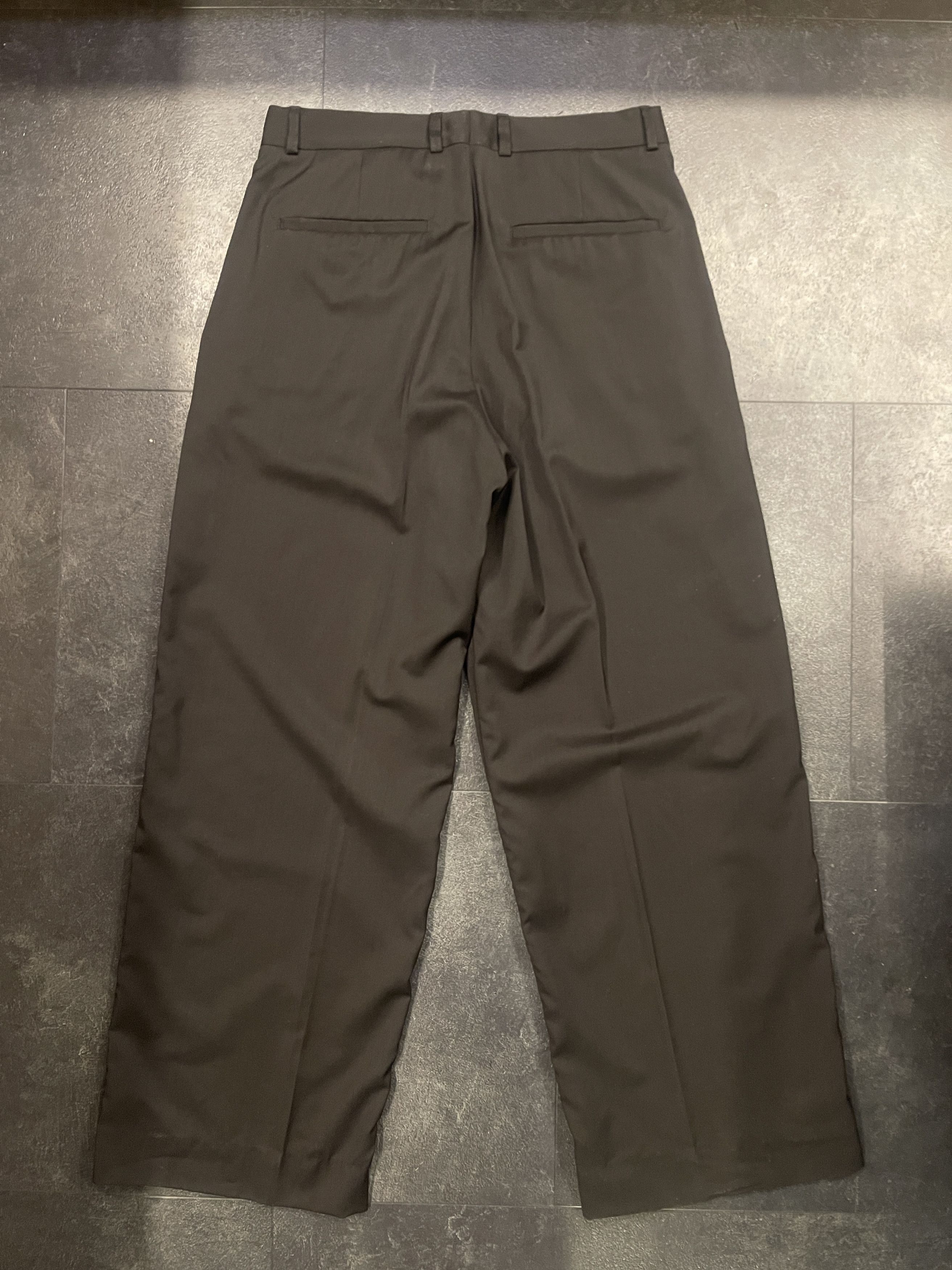 Cos COS Wide Pleated Black Trousers Size US 32 / EU 48 - 2 Thumbnail