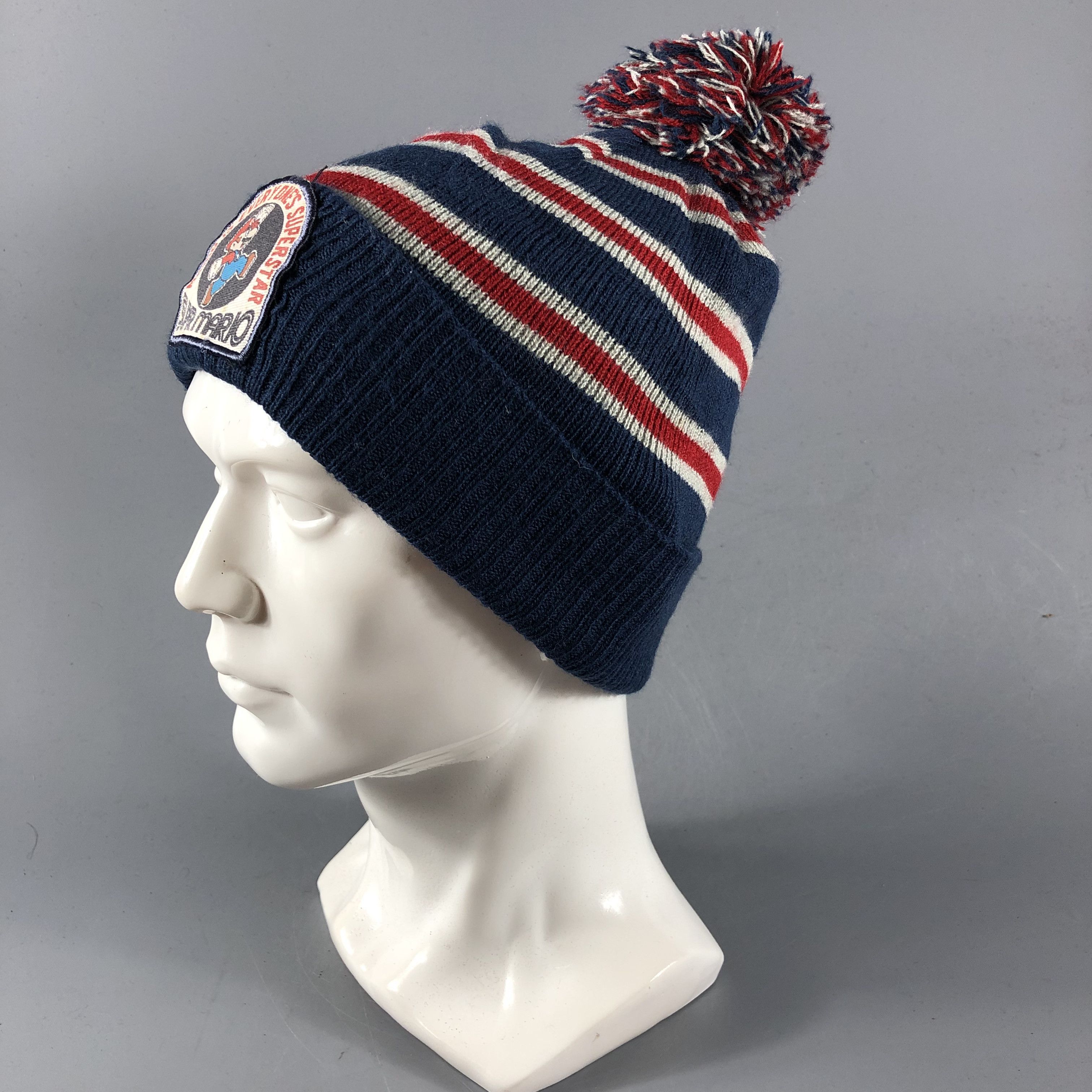 Nintendo Super Mario Striped Bobble Beanie Snowcap Snow Hat B532 Size ONE SIZE - 2 Thumbnail