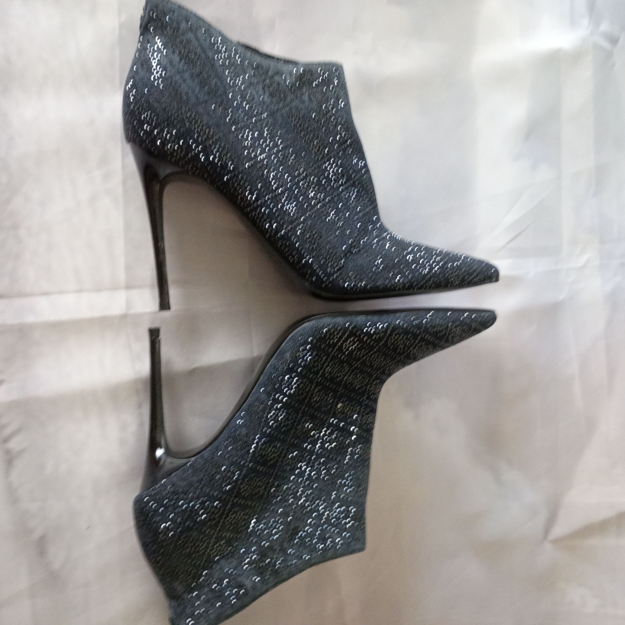 Guess GUESS Fazzie Black Shimmer Stiletto Ankle Booties Pointed To Size US 9.5 / IT 39.5 - 7 Thumbnail