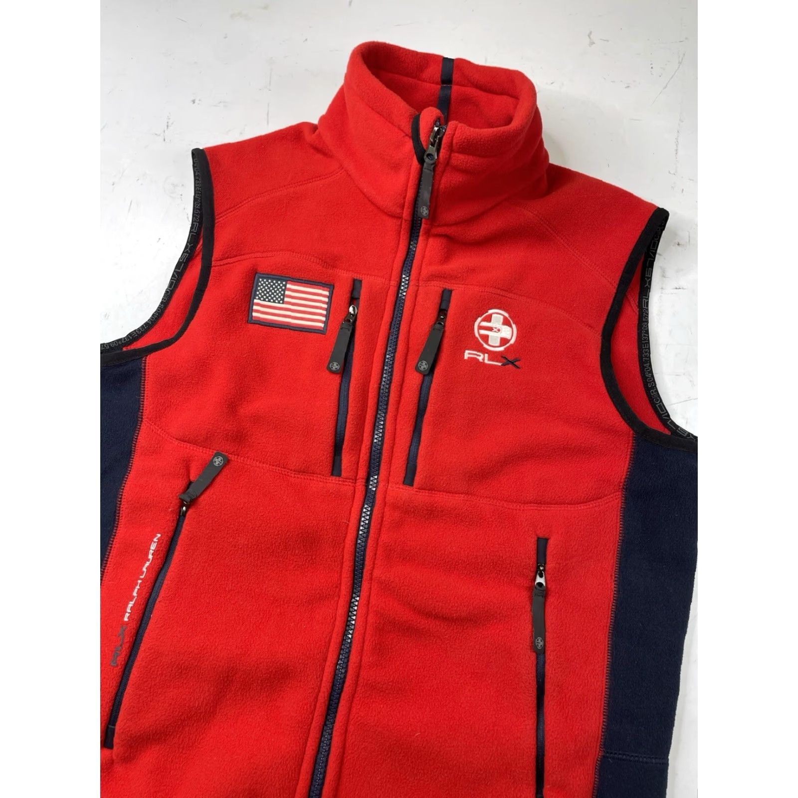 Ralph Lauren VINTAGE RLX Ralph Lauren USA Flag Spell Out Red Fleece Full Zip Vest Men M Size US M / EU 48-50 / 2 - 2 Thumbnail