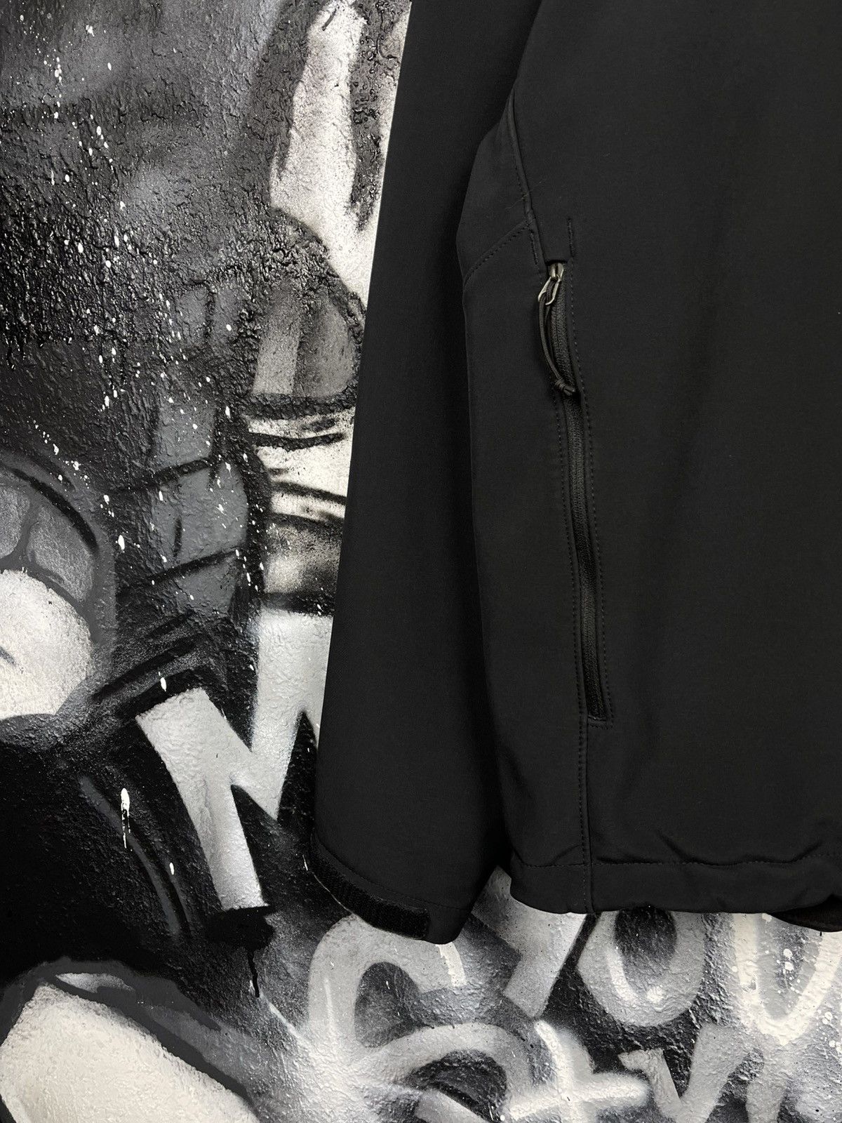 The North Face The North Face Hiking Softshell Full Zip Jacket Men’s Size L Size US L / EU 52-54 / 3 - 5 Thumbnail