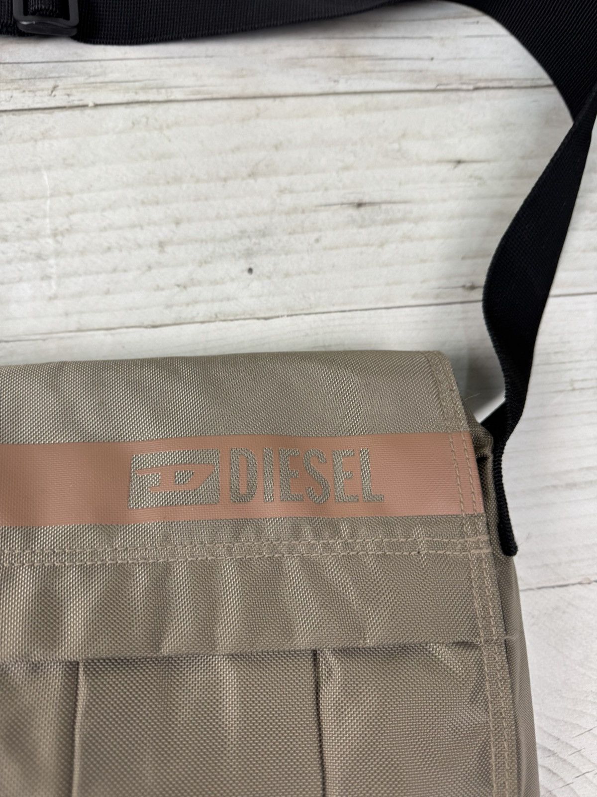 Diesel Vintage Diesel Shoulder Bag Messenger Big Logo Nylon 90s Size ONE SIZE - 2 Thumbnail