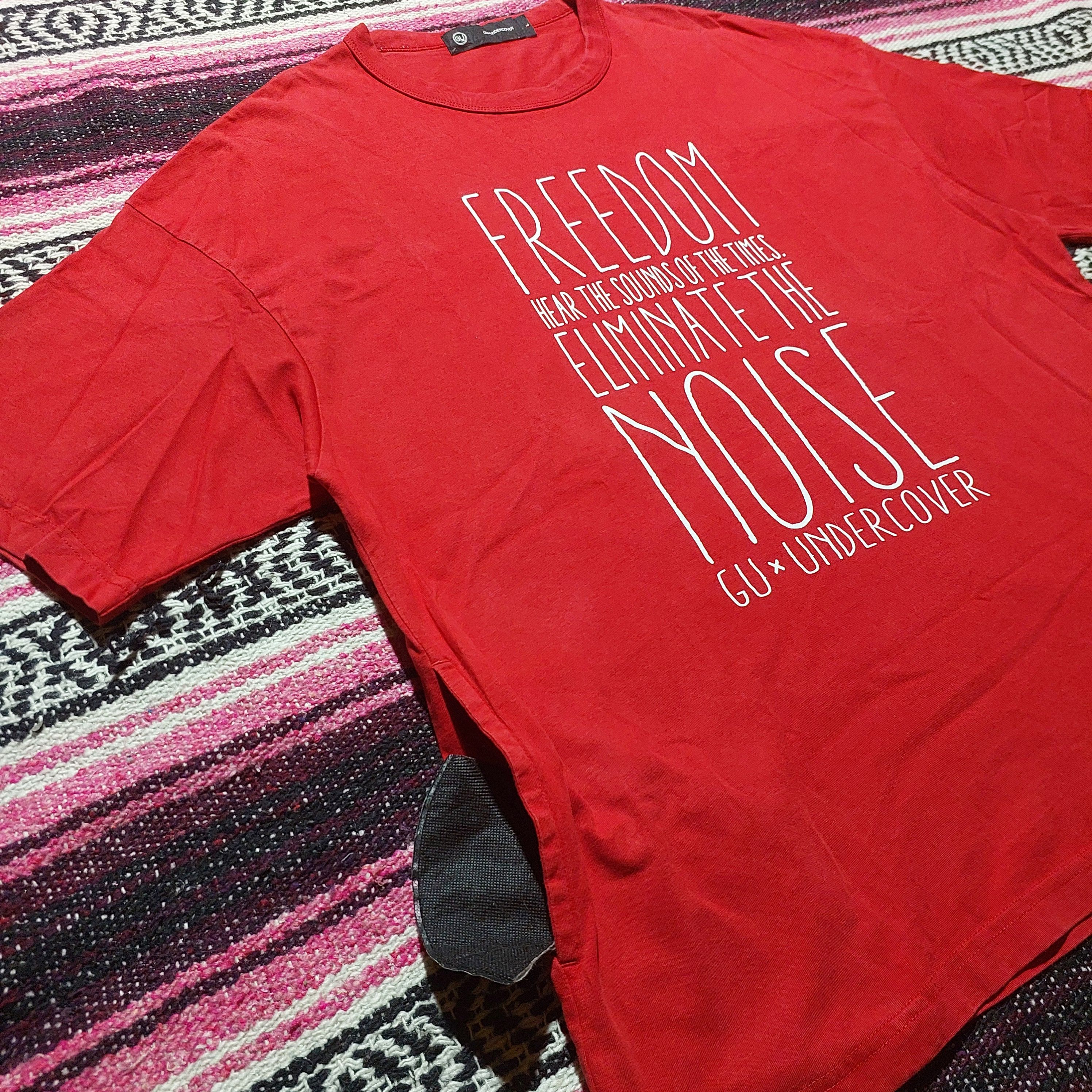 GU × Undercover Freedom noise S/S shirt Size US L / EU 52-54 / 3 - 4 Thumbnail