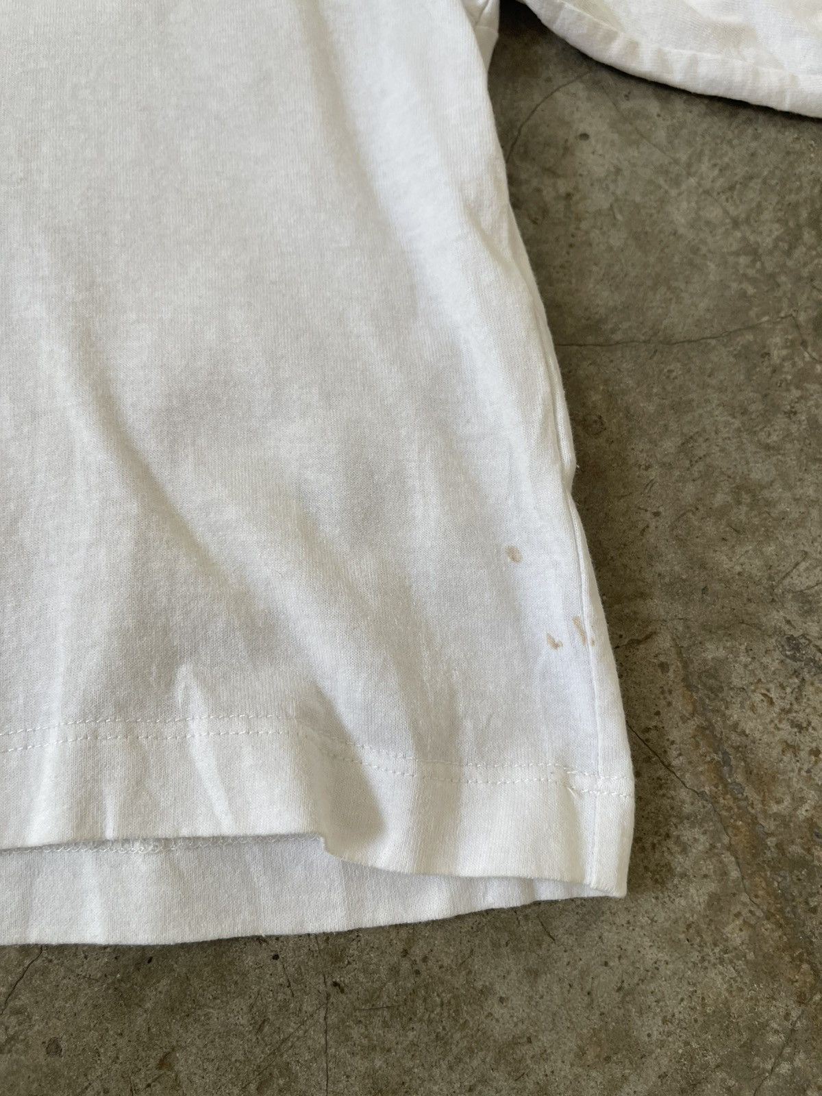 Maison Margiela MM6 Maison Margiela Cropped Logo Tag Tee Size US S / EU 44-46 / 1 - 4 Thumbnail