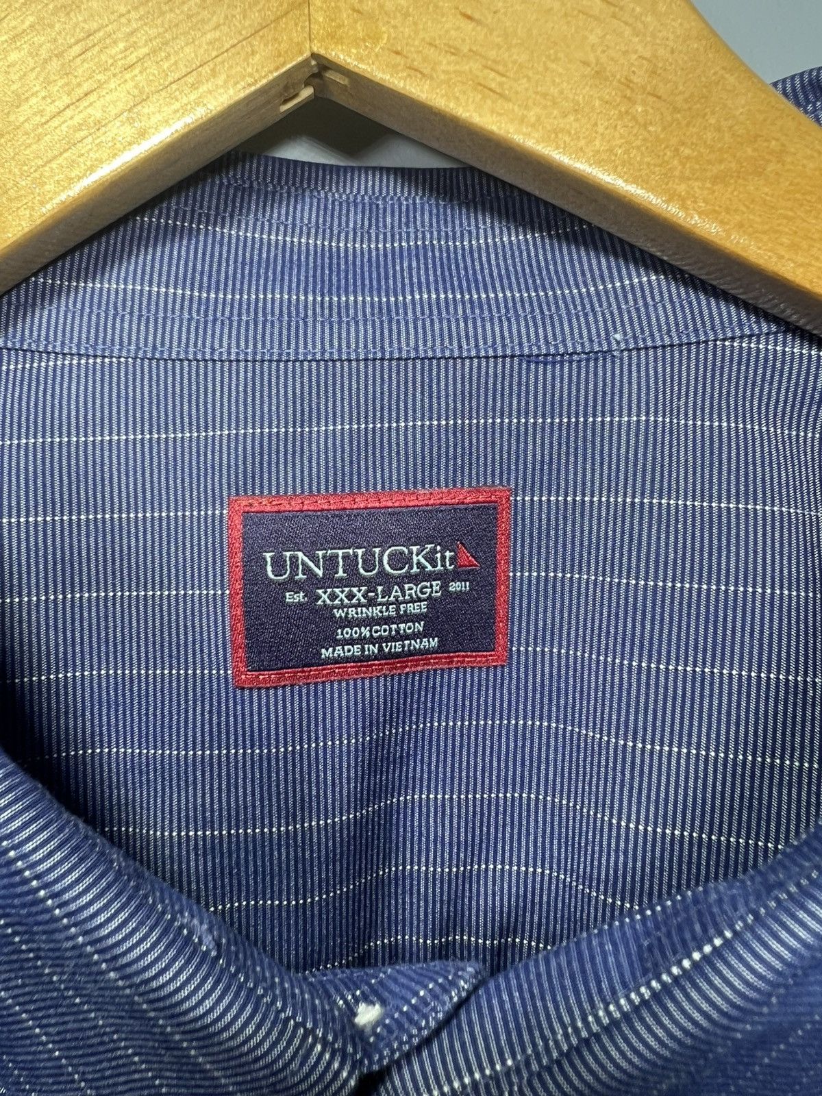 UNTUCKit UNTUCKit Gifford Wrinkle Free Navy Striped Button Up Sz 3XL Size US XXL / EU 58 / 5 - 3 Thumbnail