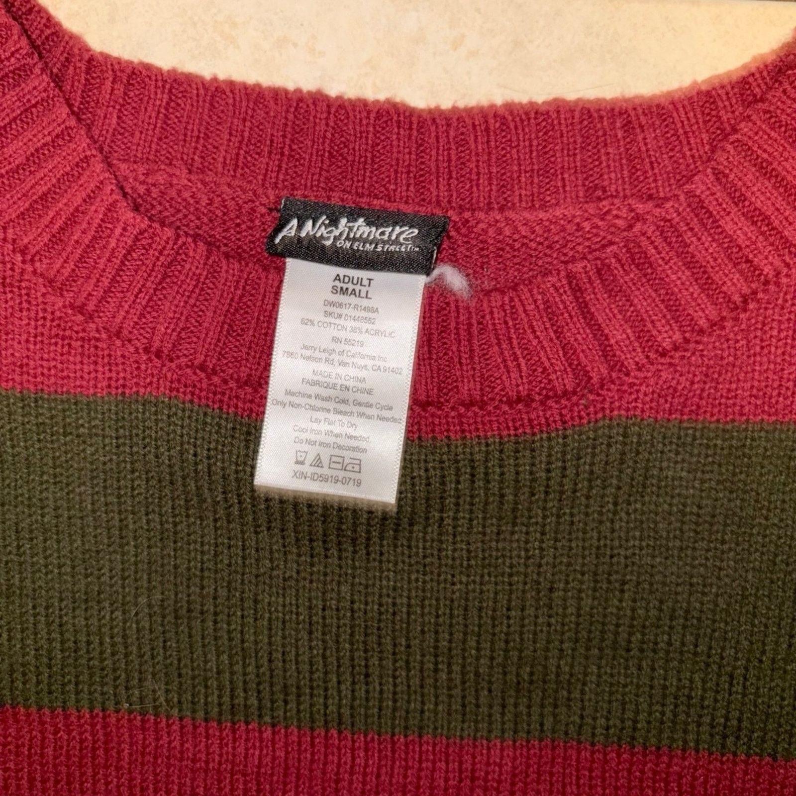 Warner Bros A nightmare on elm street Freddy Krueger Sweater small men’s Size US S / EU 44-46 / 1 - 3 Thumbnail