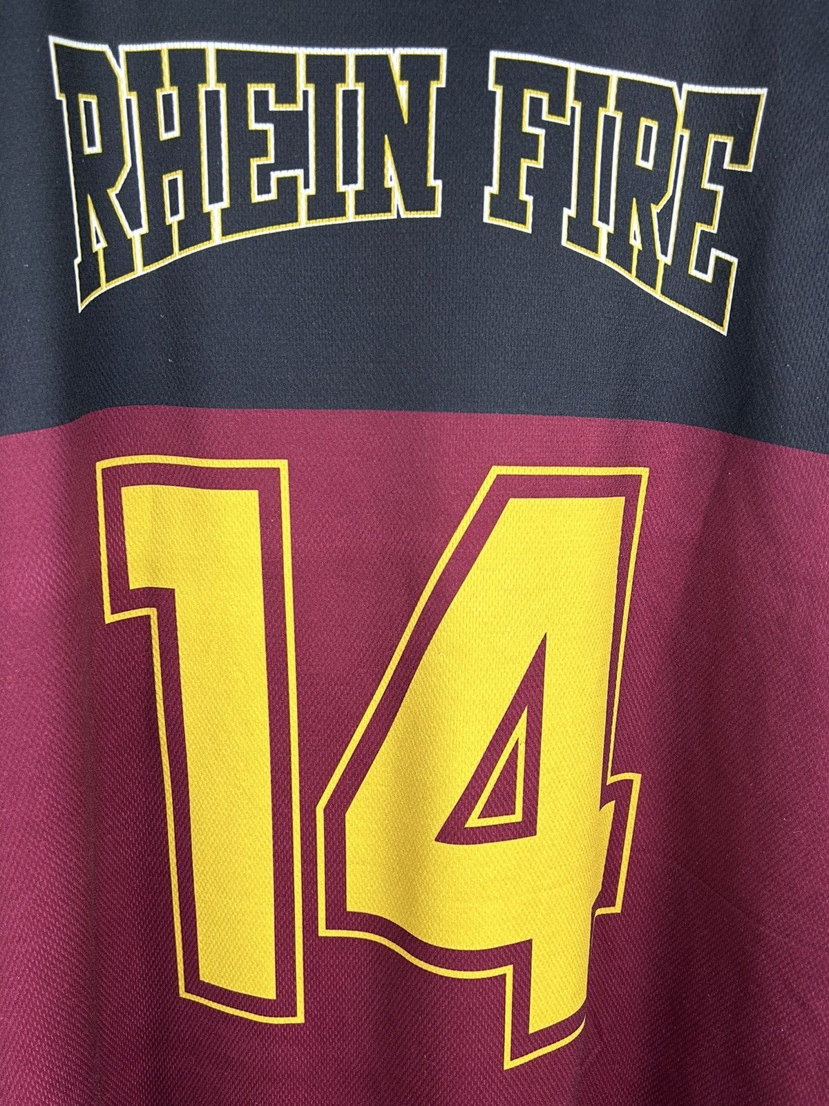 NFL 90s Vintage NFL Badge Dusseldorf Rhein Fire #14 Jersey Size US XXL / EU 58 / 5 - 8 Thumbnail
