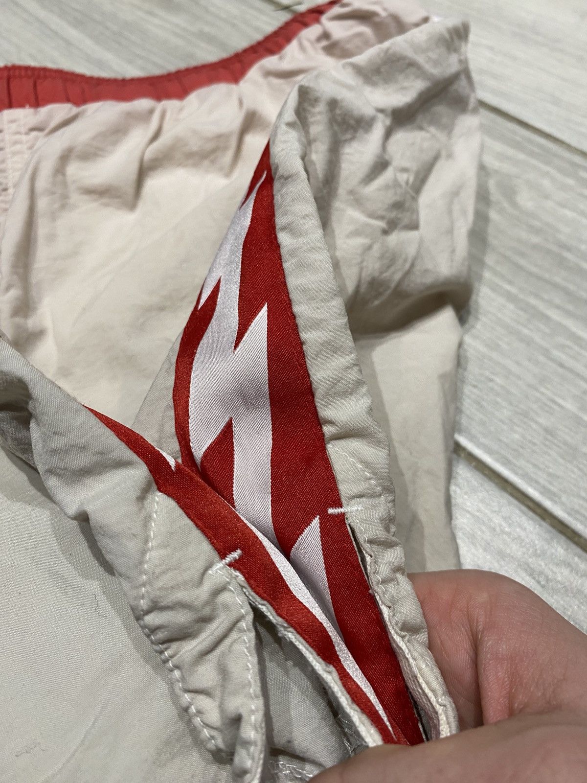 Nike Genuine Vintage Nike Arsenal M / 94/95/96 White Home Shorts Size US 32 / EU 48 - 5 Thumbnail