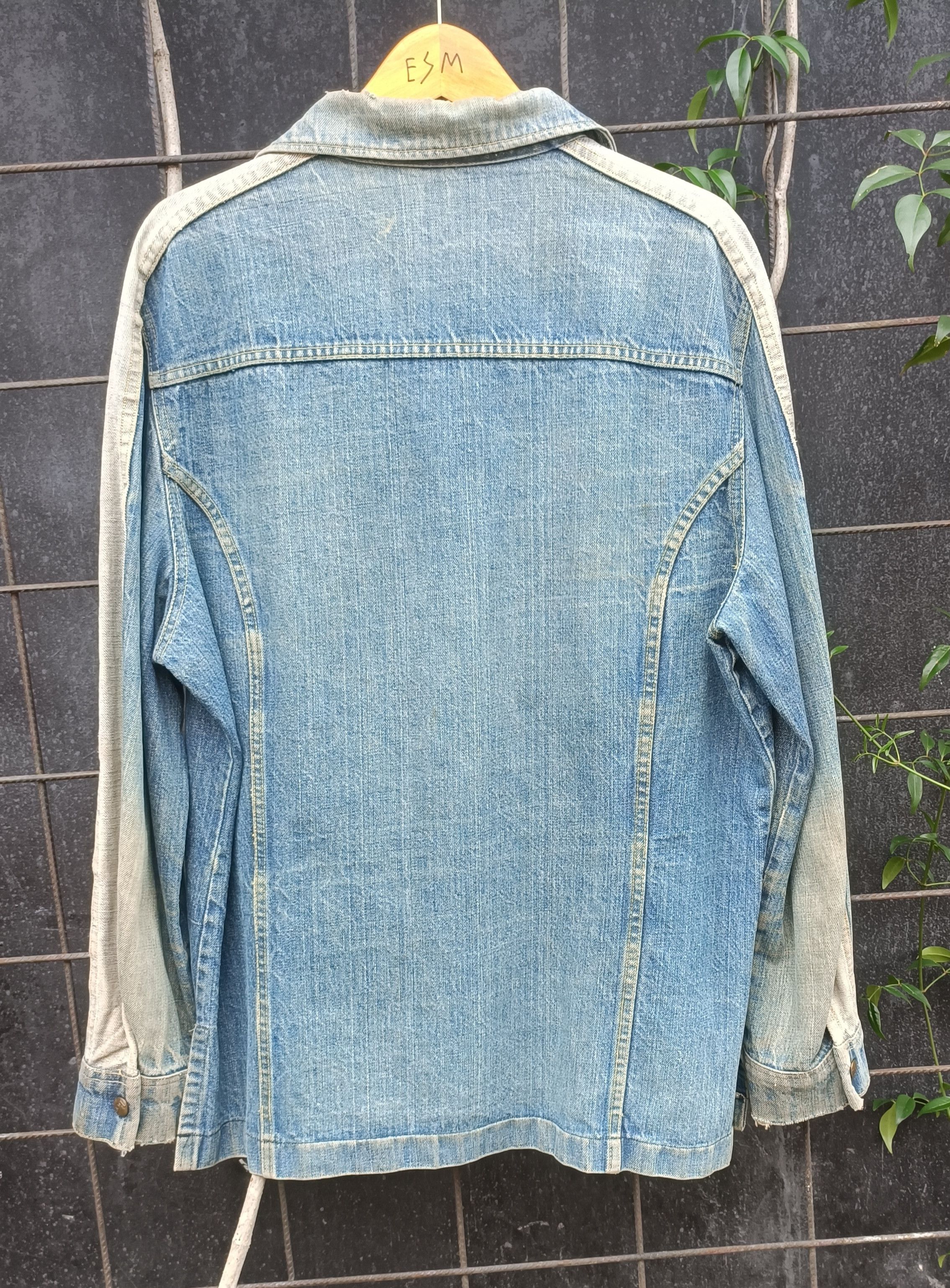 Lee Vintage 70s-80s Lee disstresed denim jacket Size US L / EU 52-54 / 3 - 3 Thumbnail