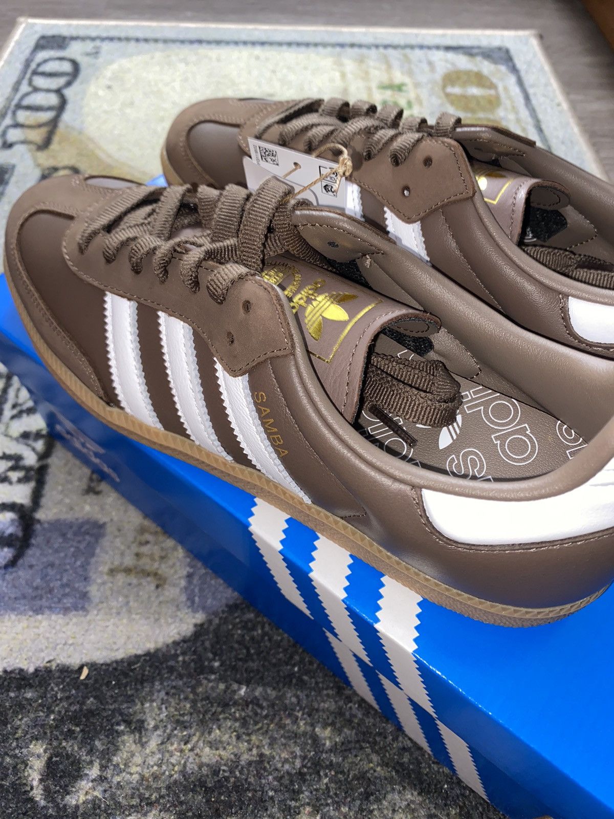 adidas gazelle silver green womens Adidas Samba OG | Men's | White/Black/Granite main image 1
