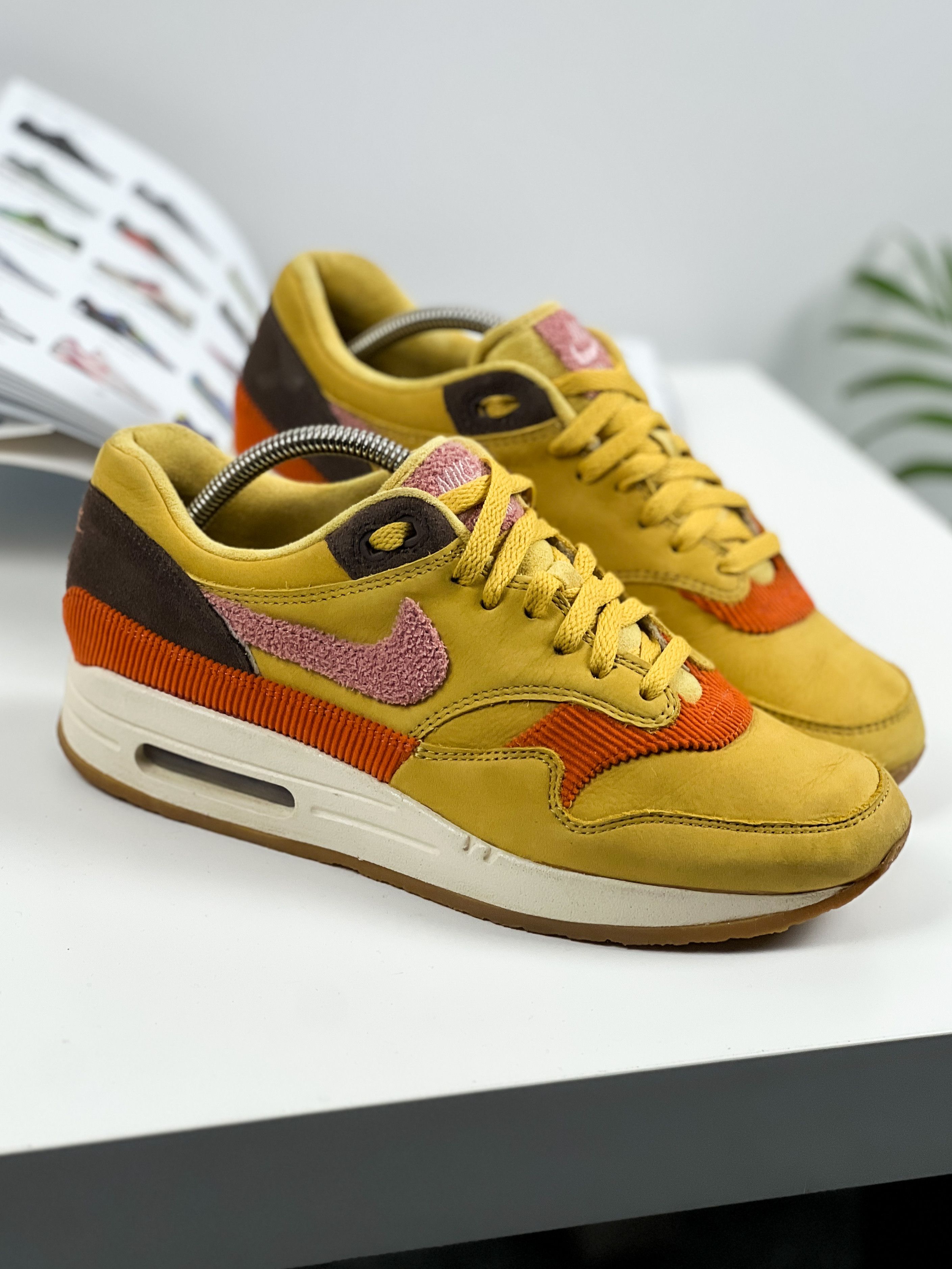 Nike Nike Air Max 1 Crepe Wheat Gold Rust Pink 'CD7861-700' Size US 7 / EU 40 - 3 Thumbnail