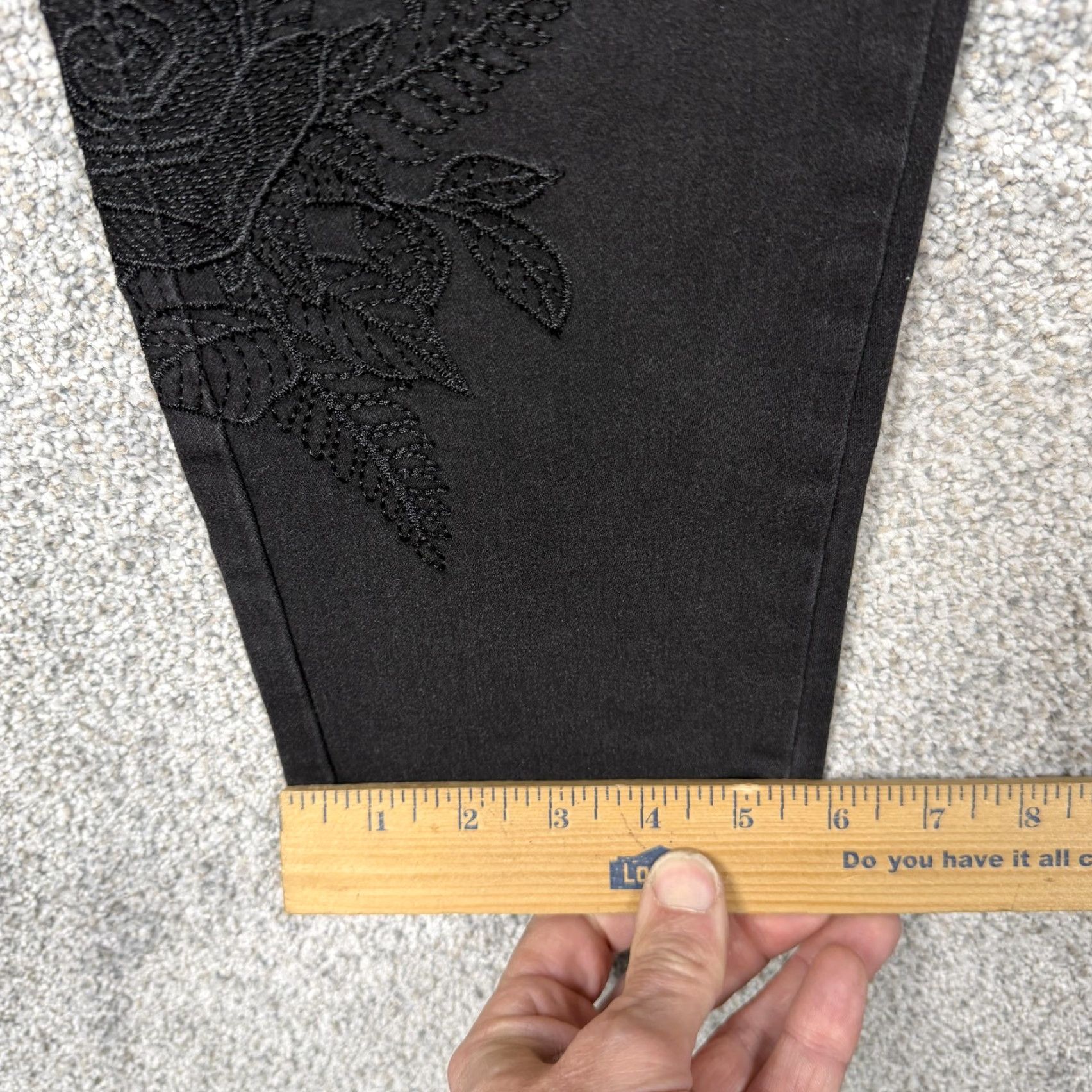 Denime DG2 by Diane Gilman Jeans Womens 8 29x29 Black Floral Embroidered Skinny Denim Jeans Size 30" / US 8 / IT 44 - 3 Thumbnail