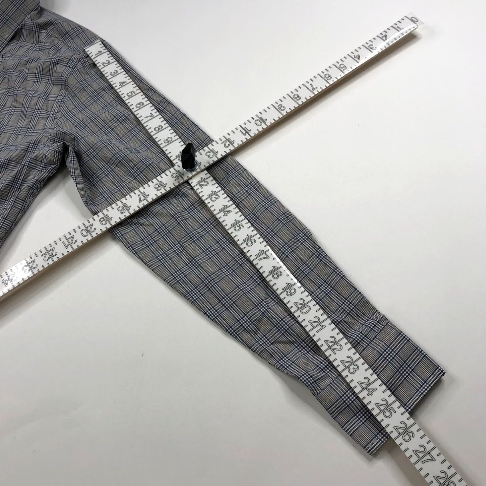 UNTUCKit UNTUCKIT Shirt Slim Fit Plaid 100% Polyester LS Casual Collar Button-Up Gray Blue Mens Small Slim Fit Size US S / EU 44-46 / 1 - 5 Thumbnail