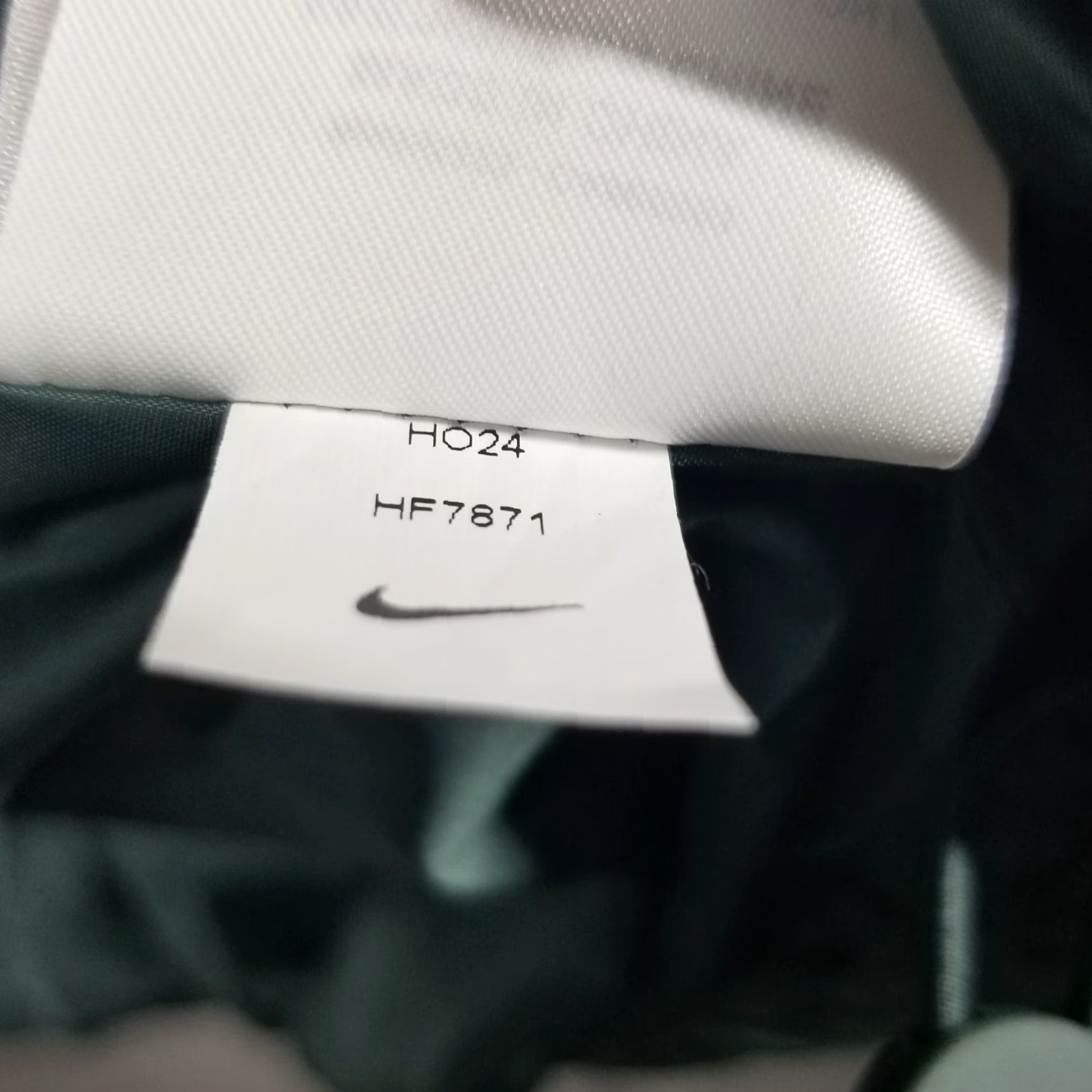 Nike Nike Windpuffer Women M Storm-FIT Loose Jacket Bicoastal Green Color SAMPLE RARE Size M / US 6-8 / IT 42-44 - 7 Thumbnail