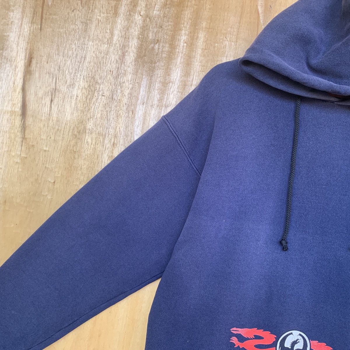 Vintage Vintage Faded Dragon Skateboard Hoodie Big Logo Size US M / EU 48-50 / 2 - 5 Thumbnail