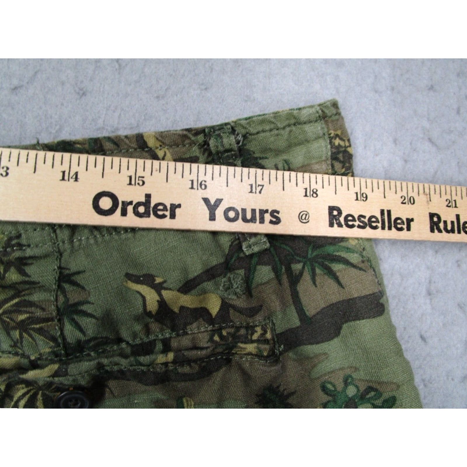 Lucky Brand Lucky Brand Shorts Mens 36 Green Linen Blend 9" AOP Western Cactus Southwest Size US 36 / EU 52 - 7 Thumbnail