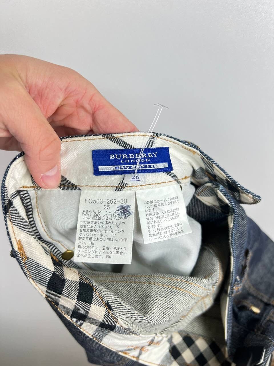 Burberry × Vintage Burberry London Blue Label denim woman’s size 25 Size 25" / US 0 / IT 36 - 5 Thumbnail